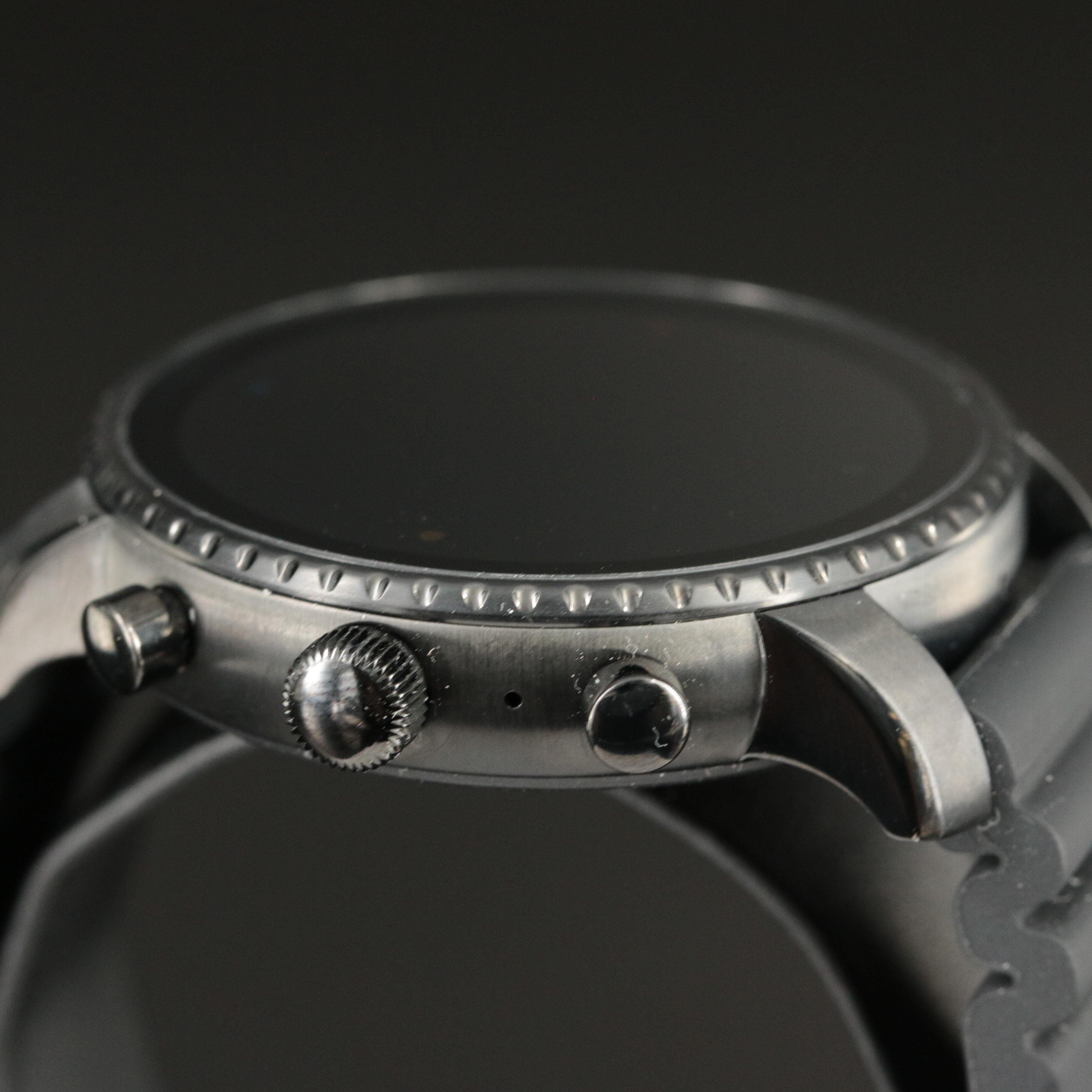 Fossil Gen 4 Explorist HR Smart Watch With Silicone Band