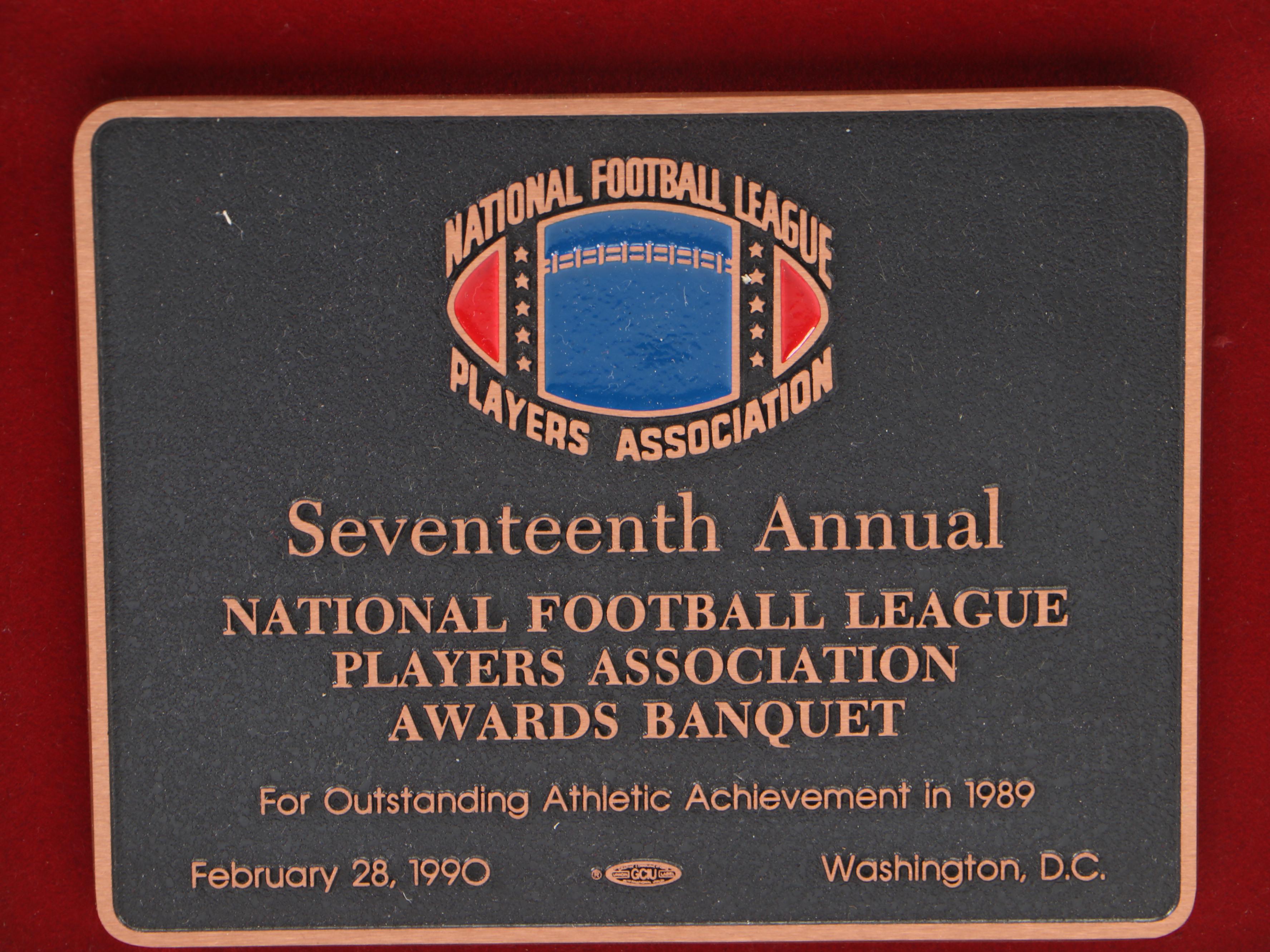 Anthony Muñoz 1989 AFC Offensive Lineman of the Year Award Plaque