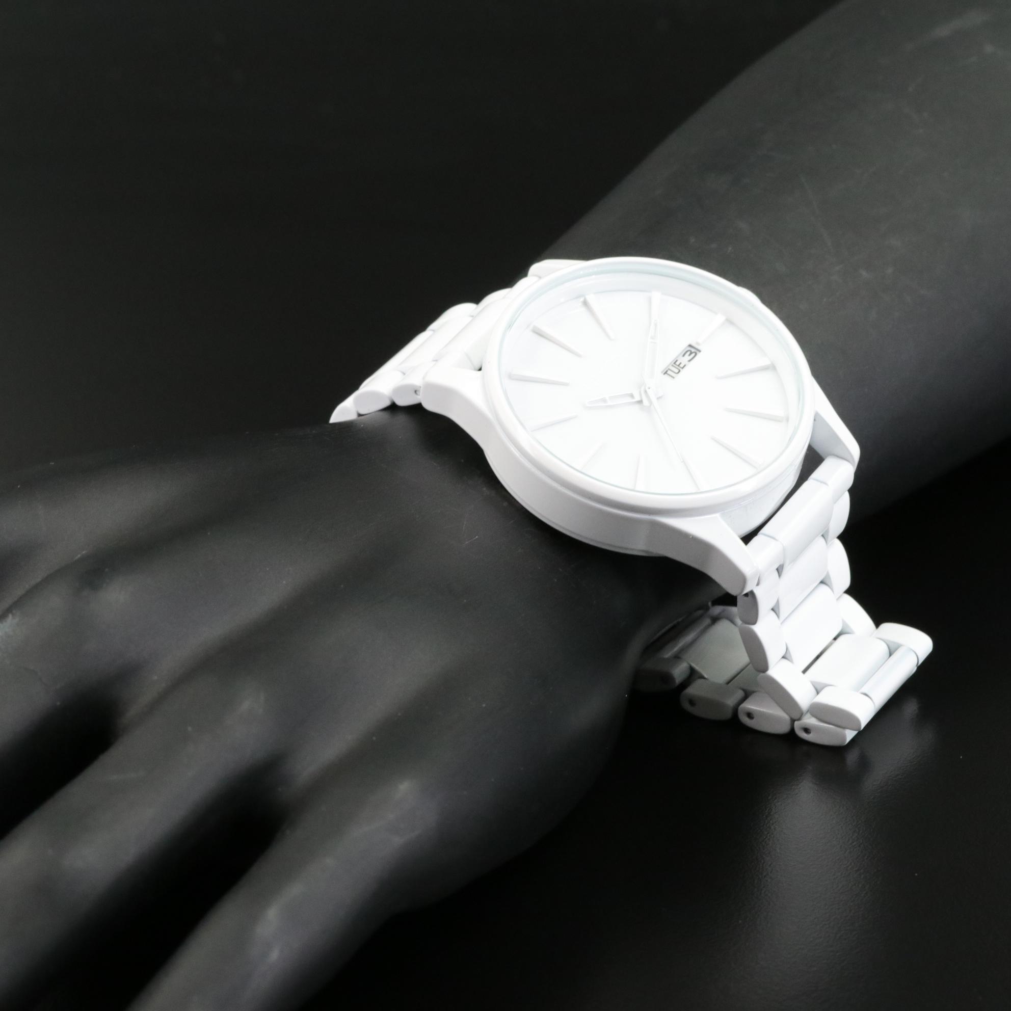 Nixon Sentry SS All White Stainless Steel Watch with Box