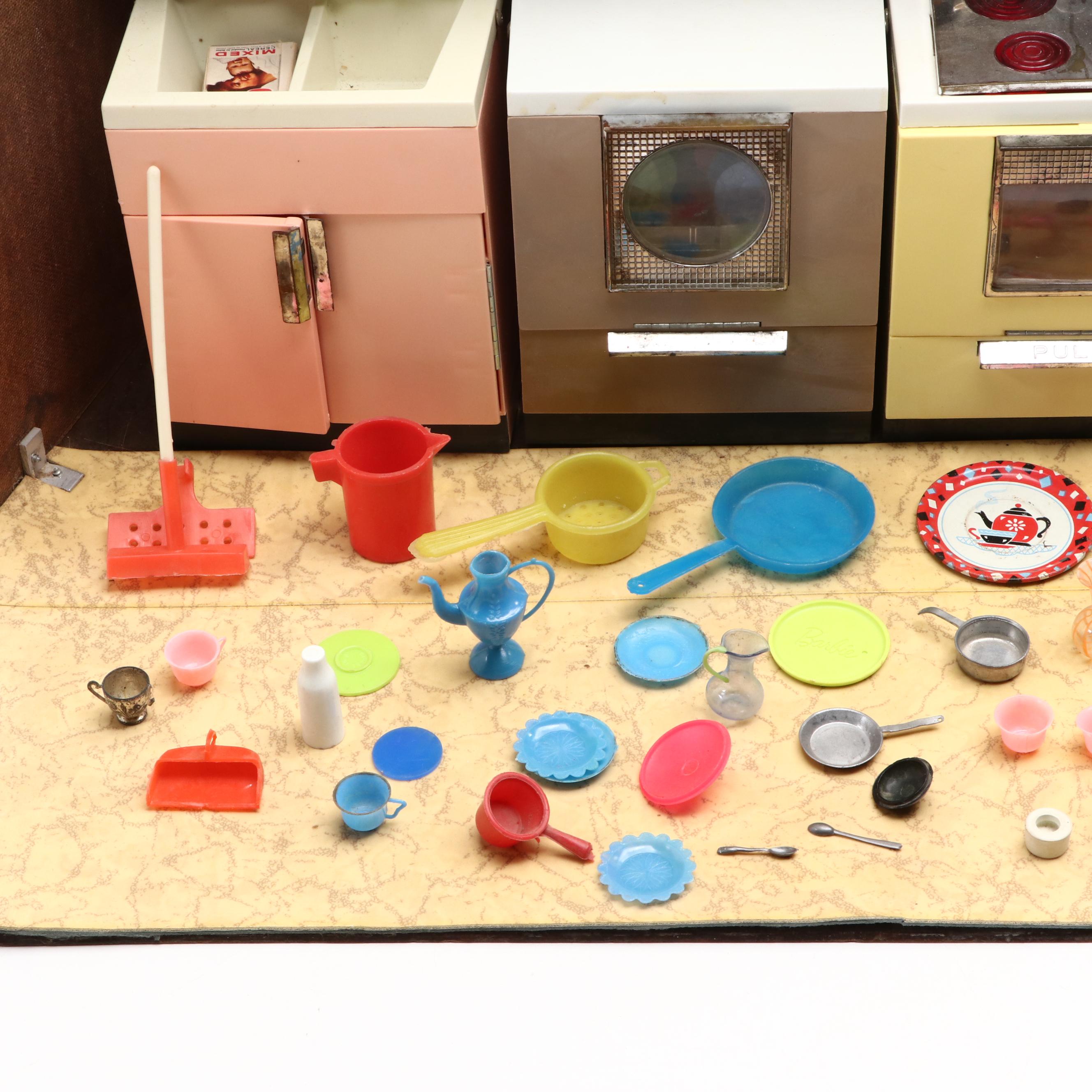 Deluxe Reading "Dream Kitchen" Doll Playset, Mid-20th Century