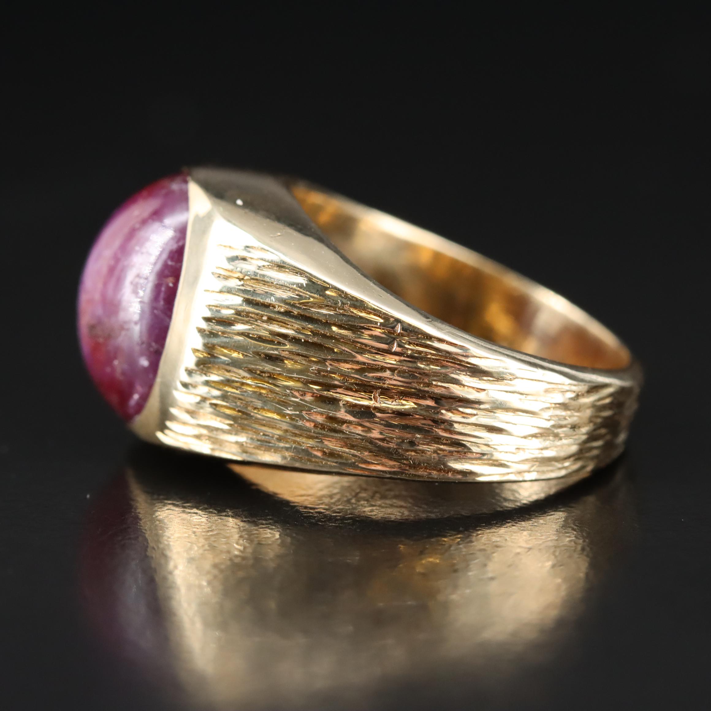 14K (Origin Undetermined) Star Ruby Solitaire Ring