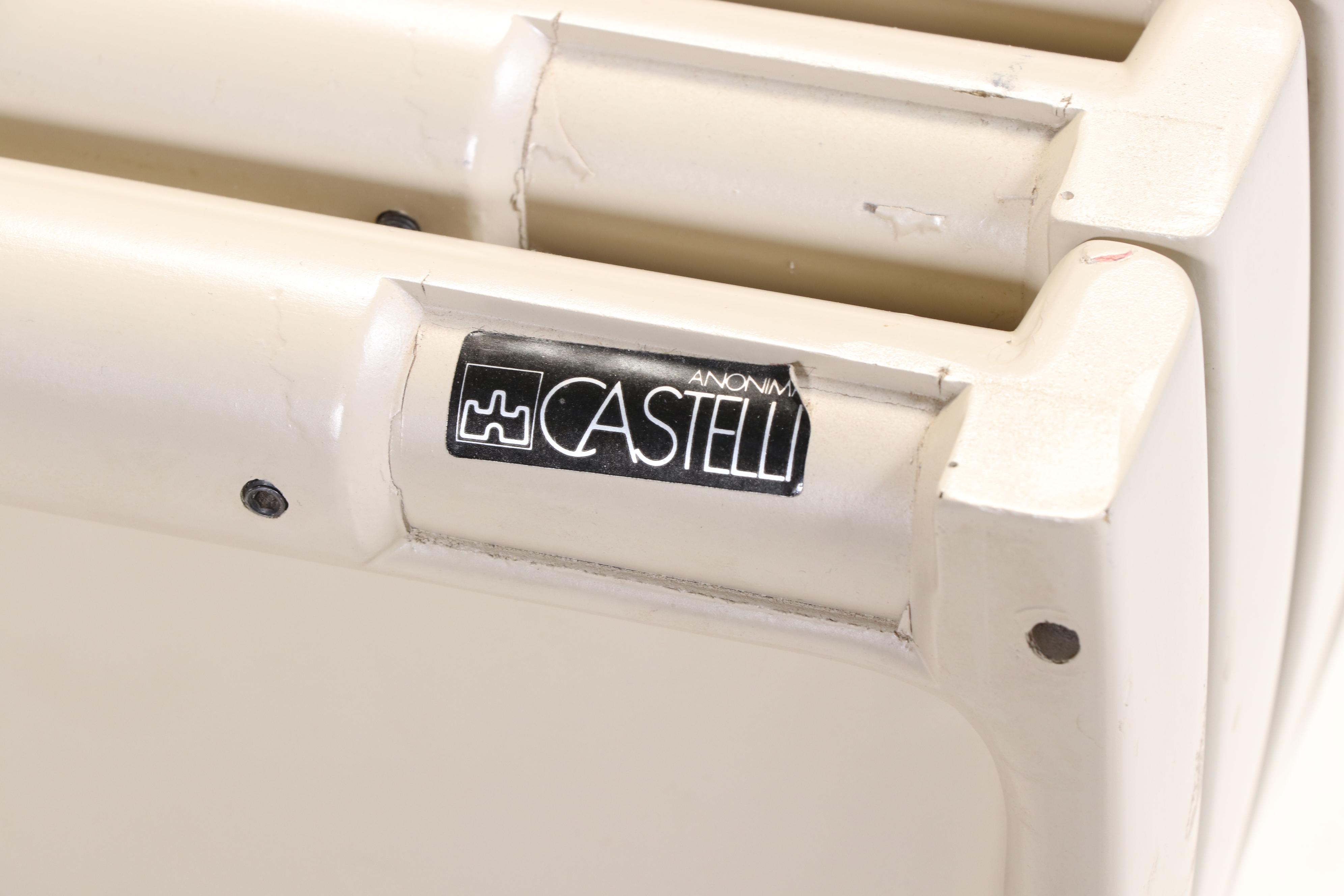 Giancarlo Piretti for Castelli “Plana” Molded Plastic and Aluminum Folding Table