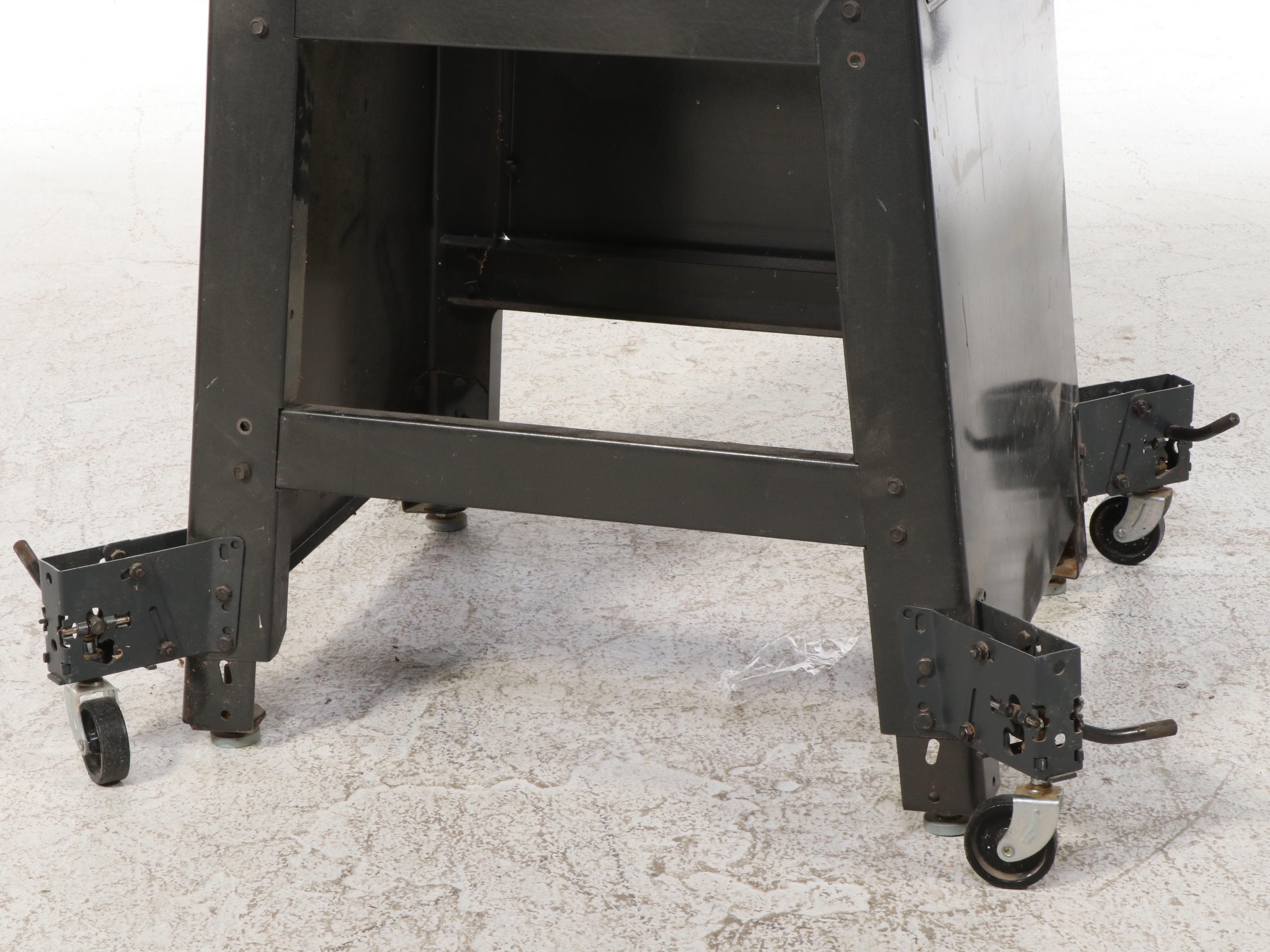 Sears Craftsman 10" Bench Saw With Bits