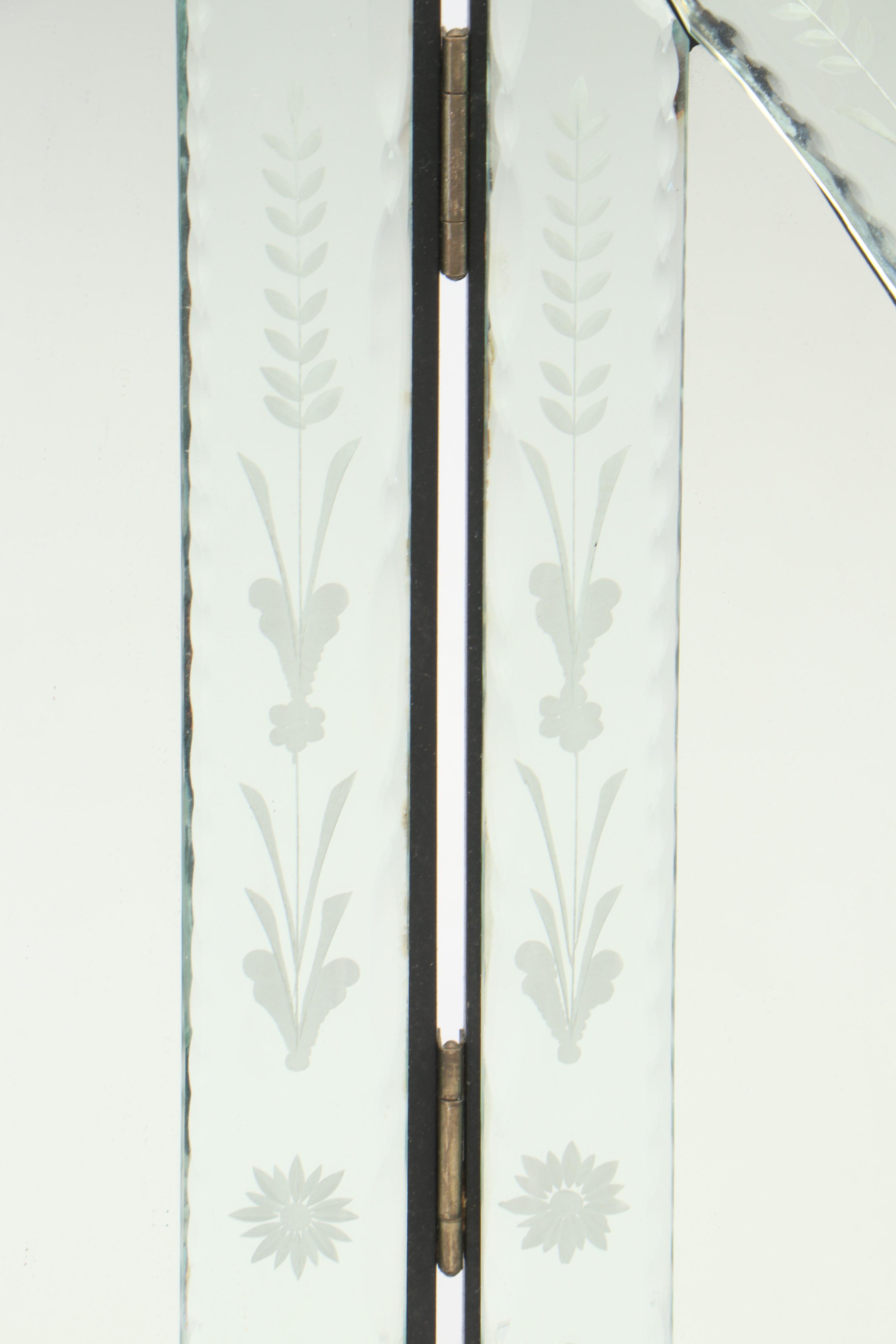 Floral Motif Etched Tri-Fold Vanity Mirror
