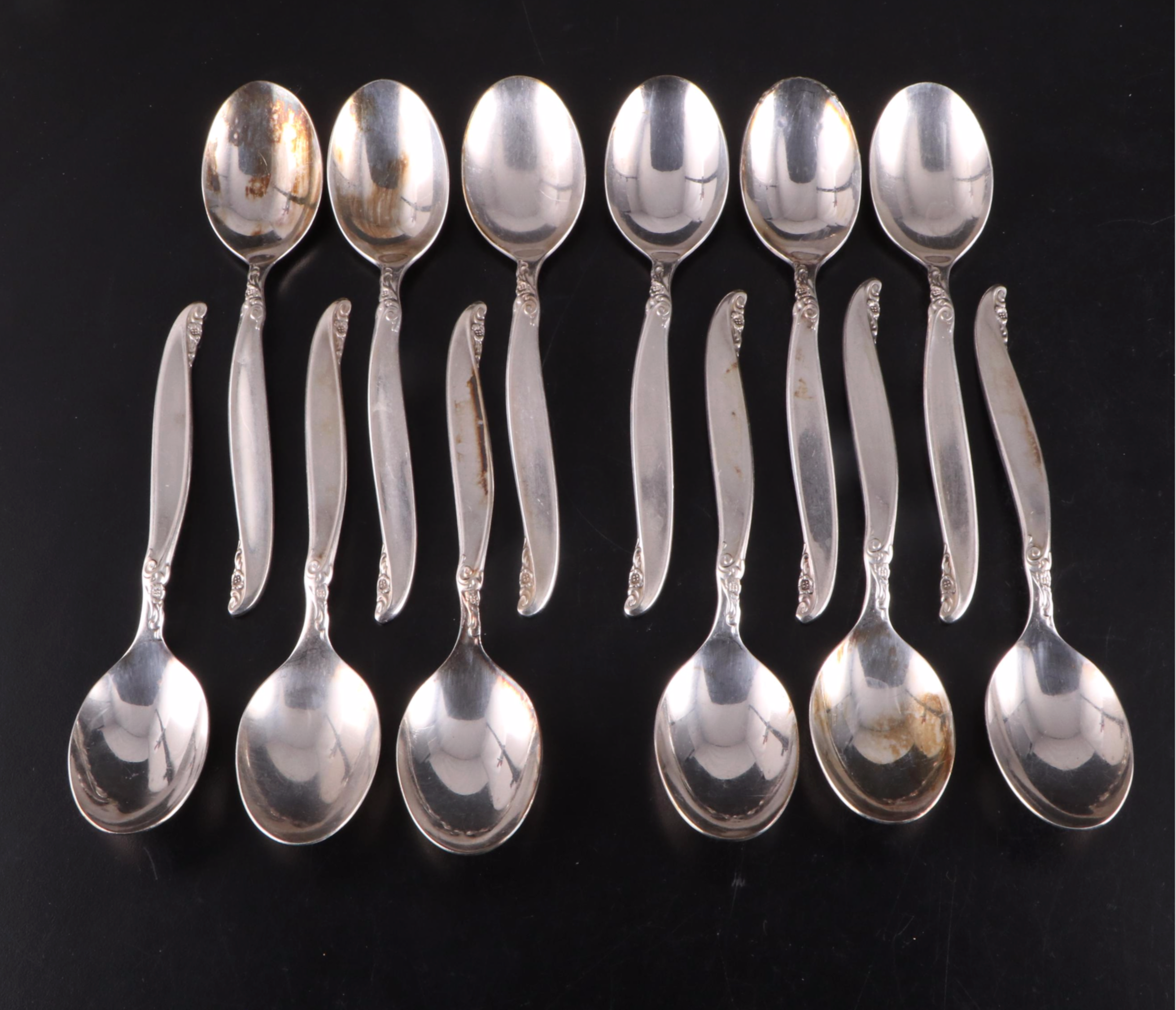 1847 Rogers Bros. "Leilani" Silver Plate Flatware