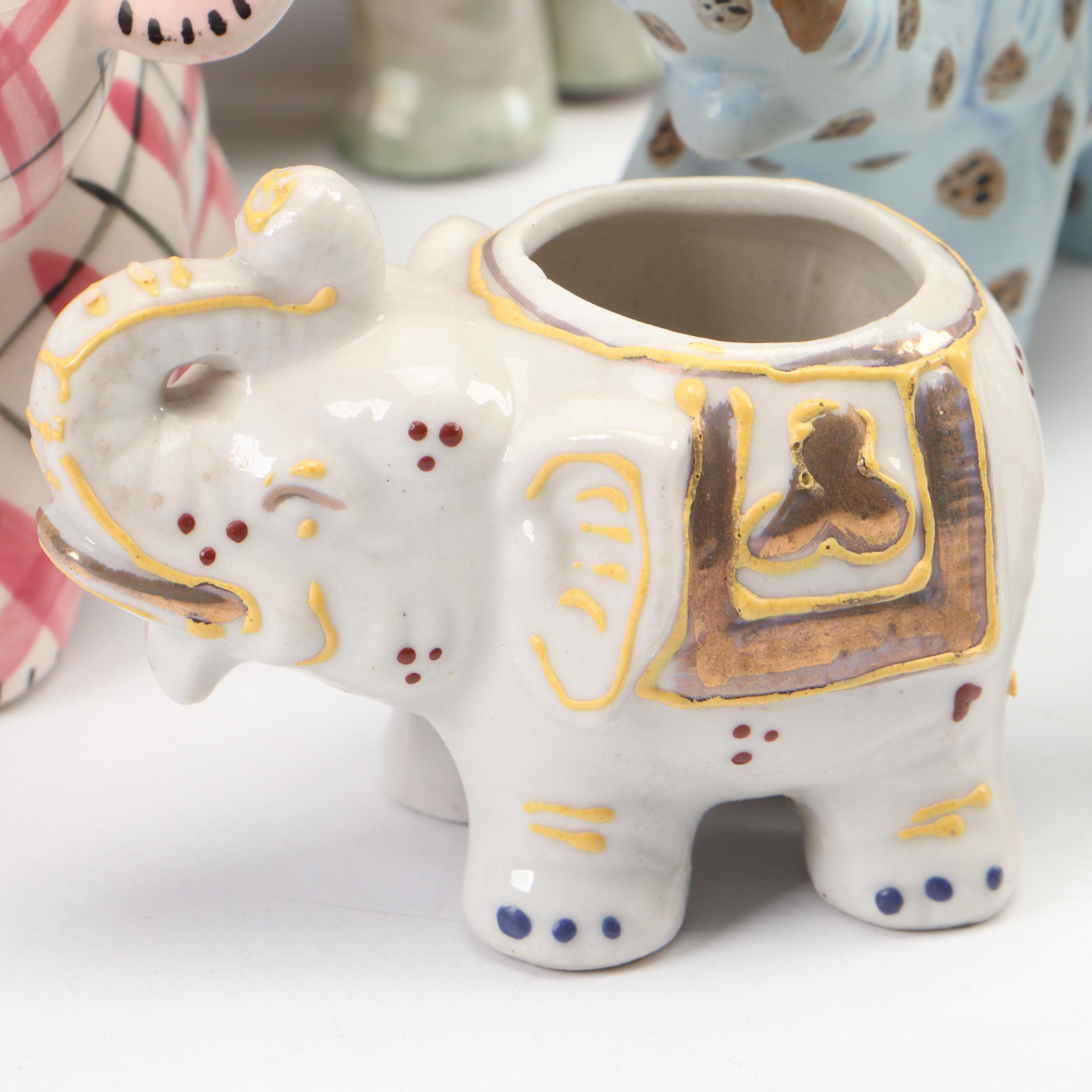 Japanese Export Porcelain Elephant Shaker, Figurines, Vases, and Planters