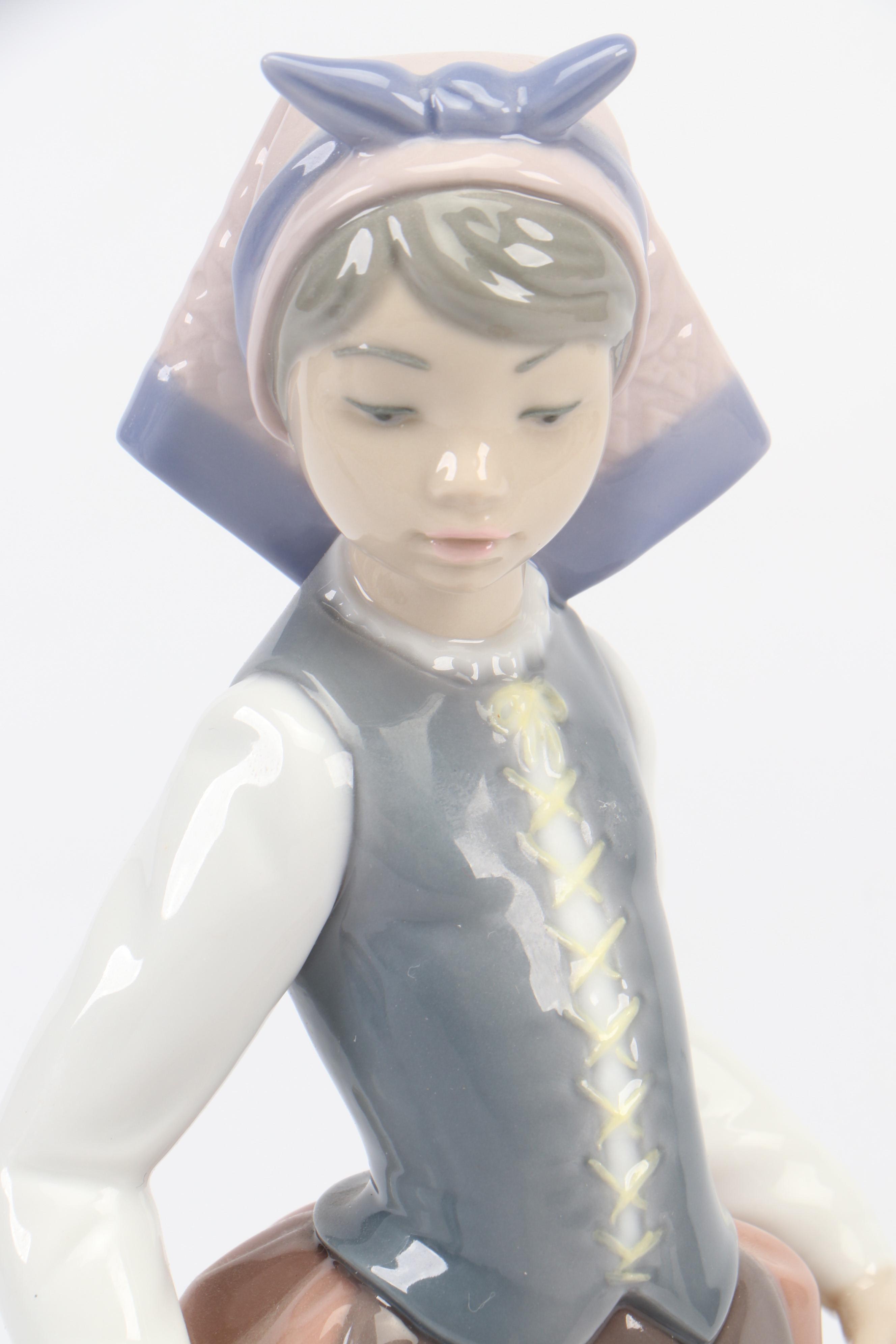 Lladró "Barrel of Blossoms" and "Flowers in the Flower Pot" Porcelain Figurines