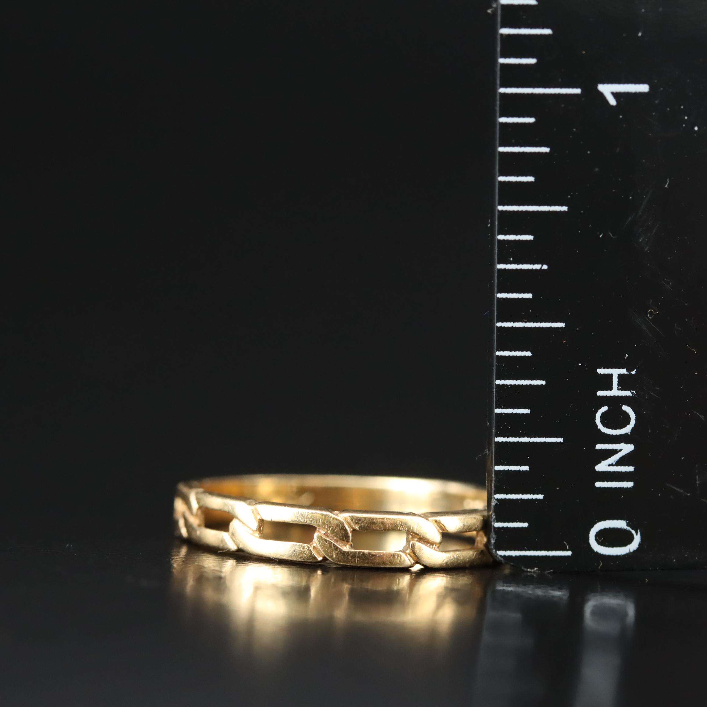 18K Interlocking Band