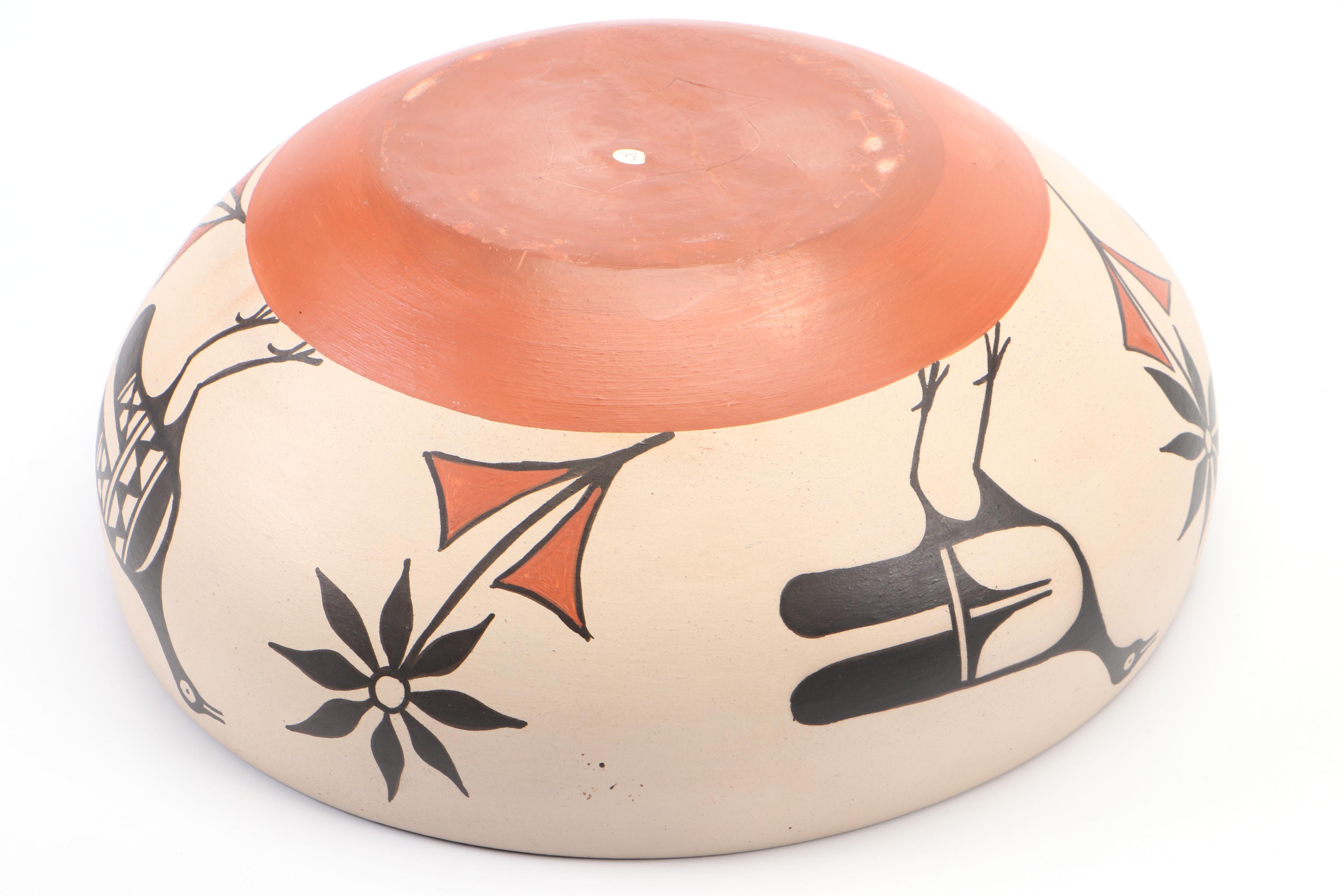 Kewa Pueblo Arthur and Hilda Coriz Ceramic Dough Bowl
