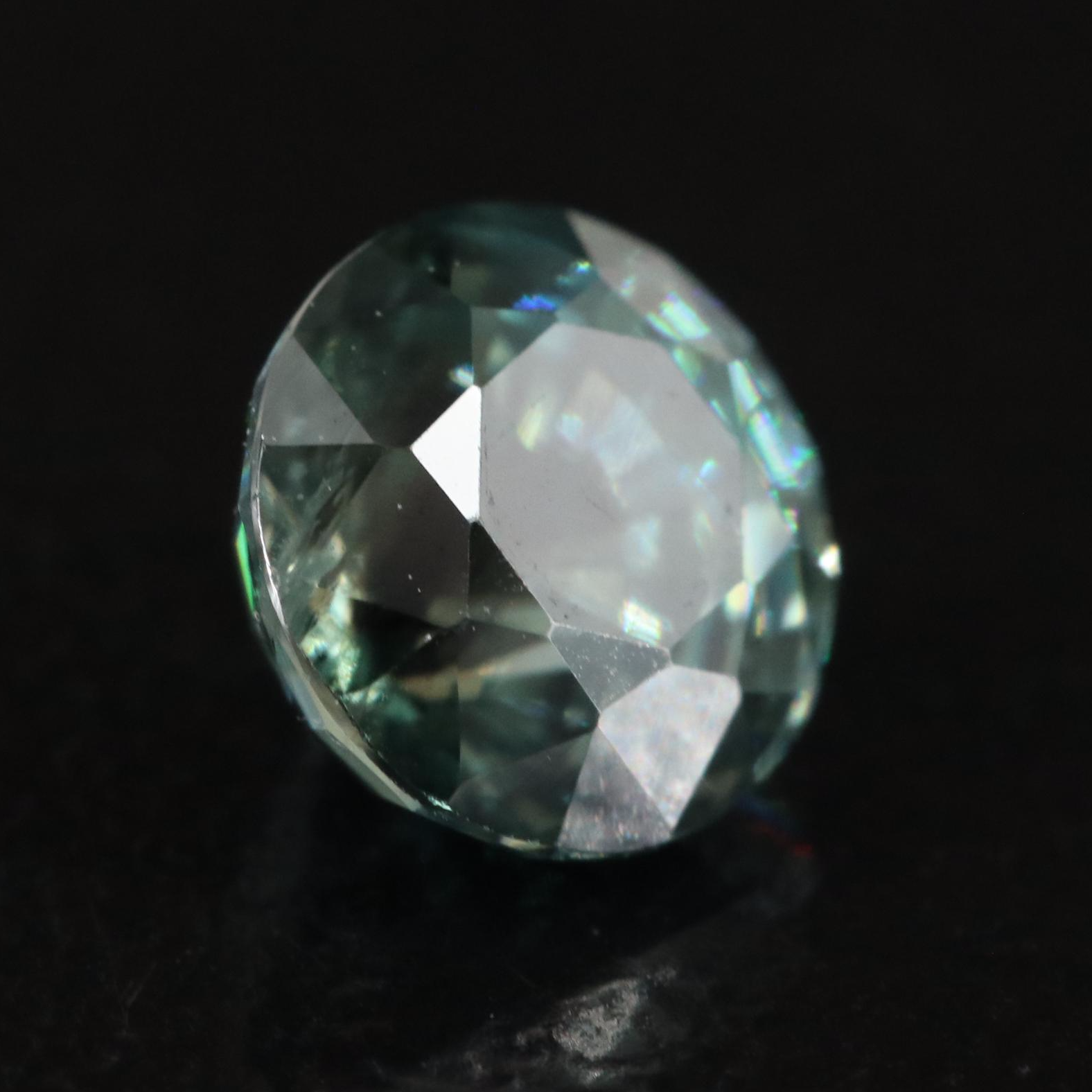 Loose 1.07 CT Zircon with a GIA Report