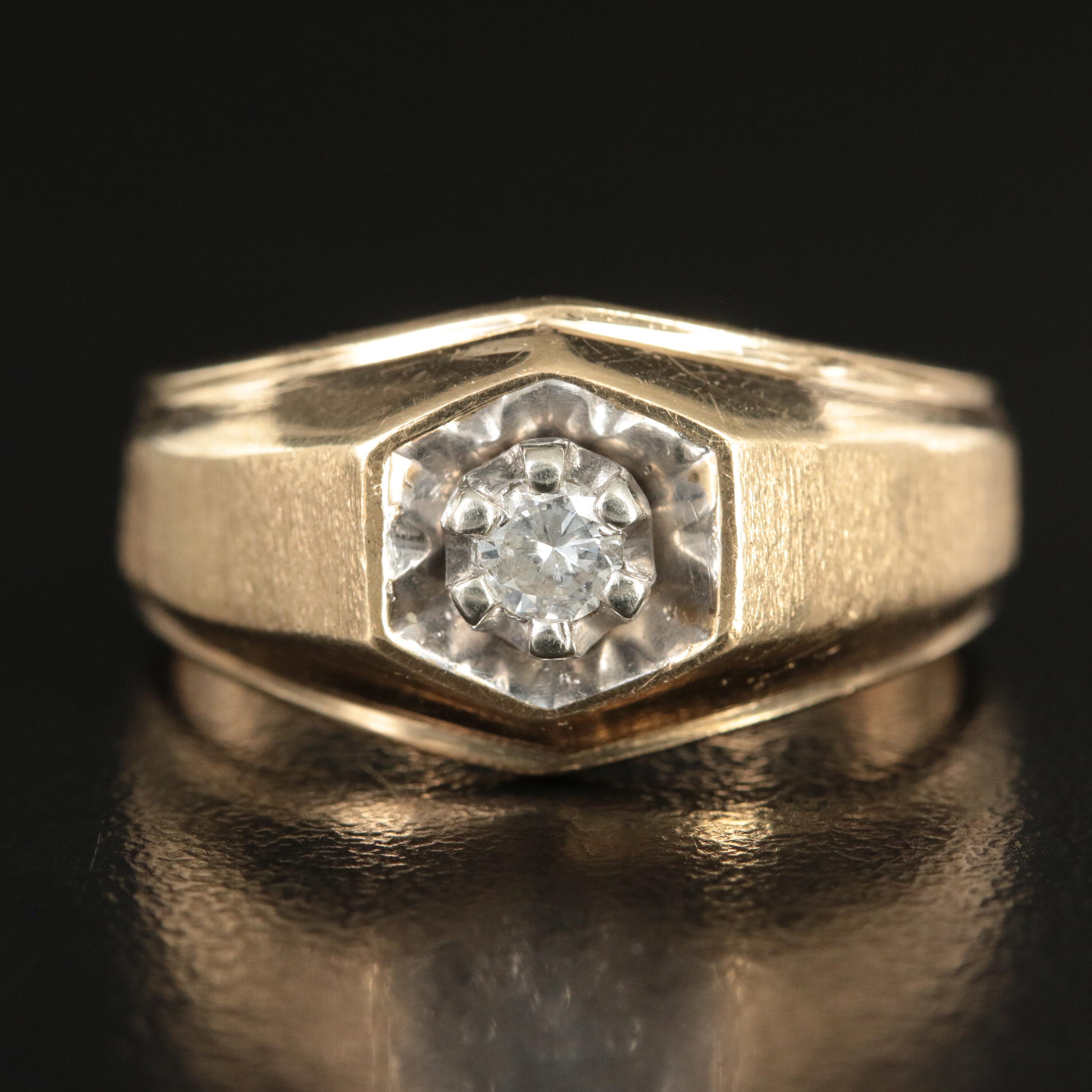 10K 0.17 CT Diamond Ring