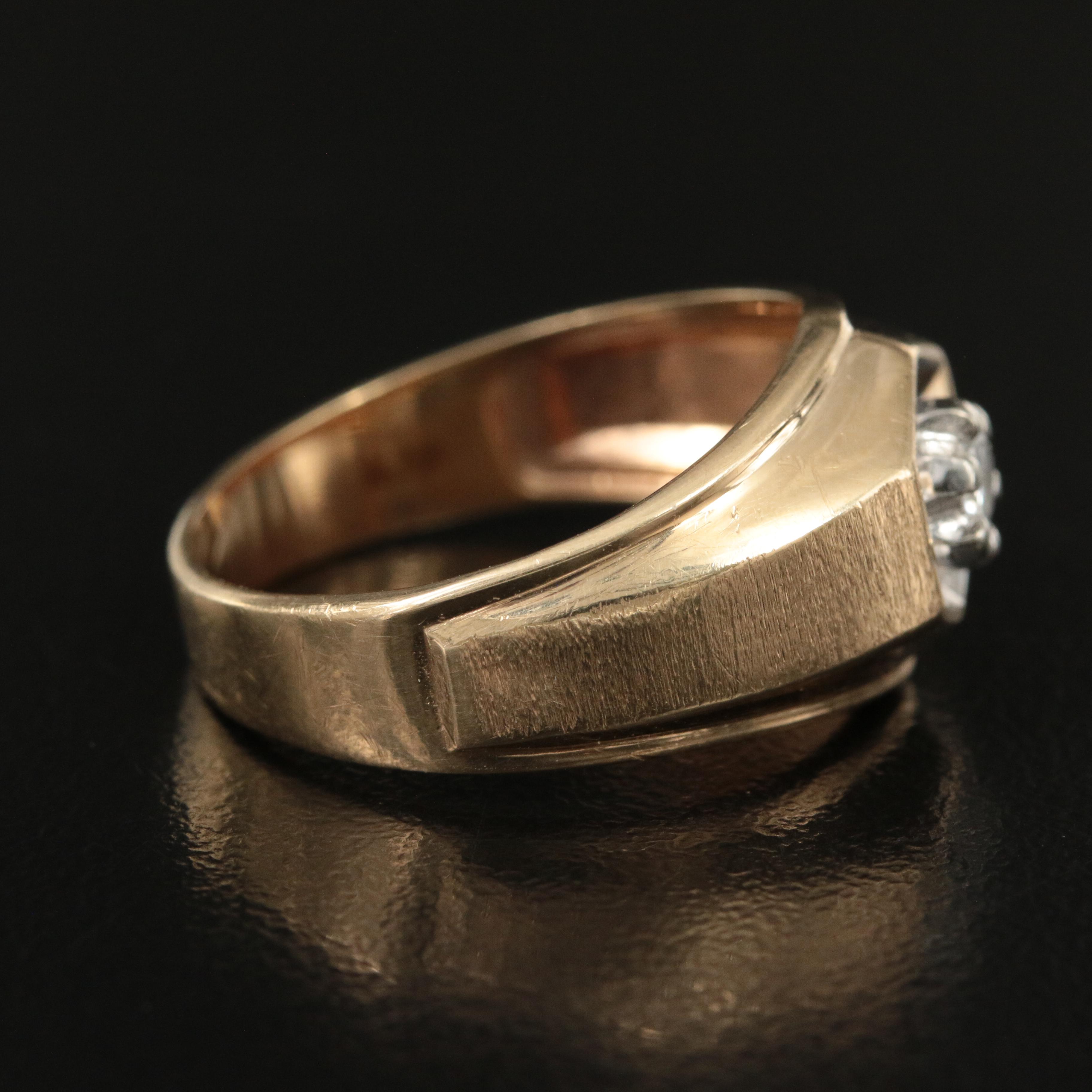 10K 0.17 CT Diamond Ring