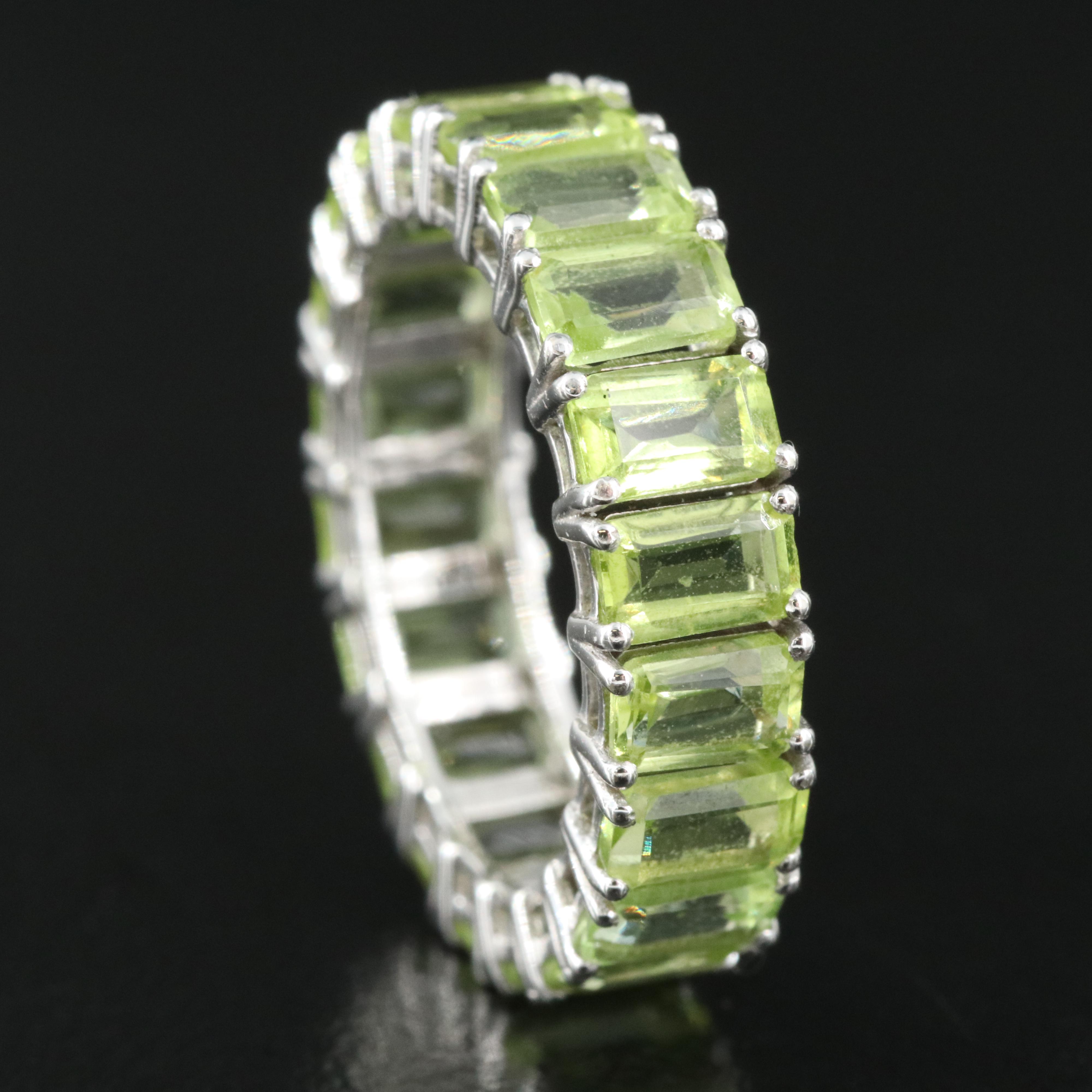 14K Peridot Band