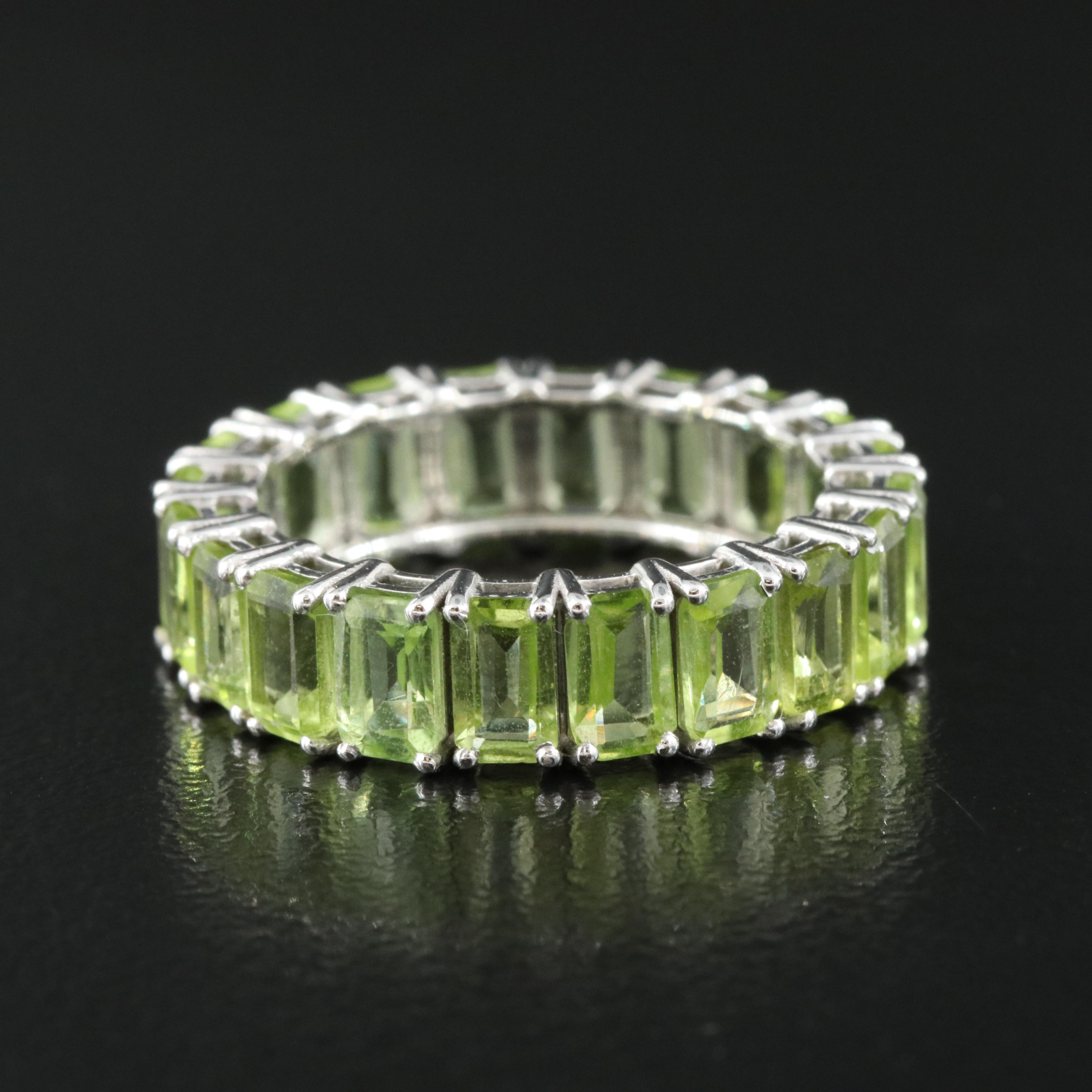 14K Peridot Band