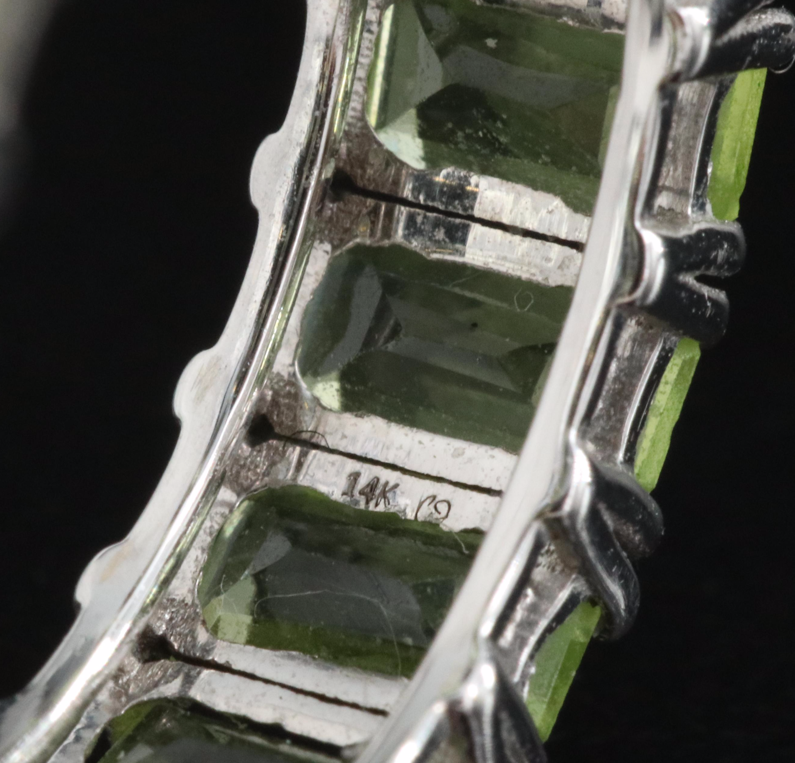 14K Peridot Band