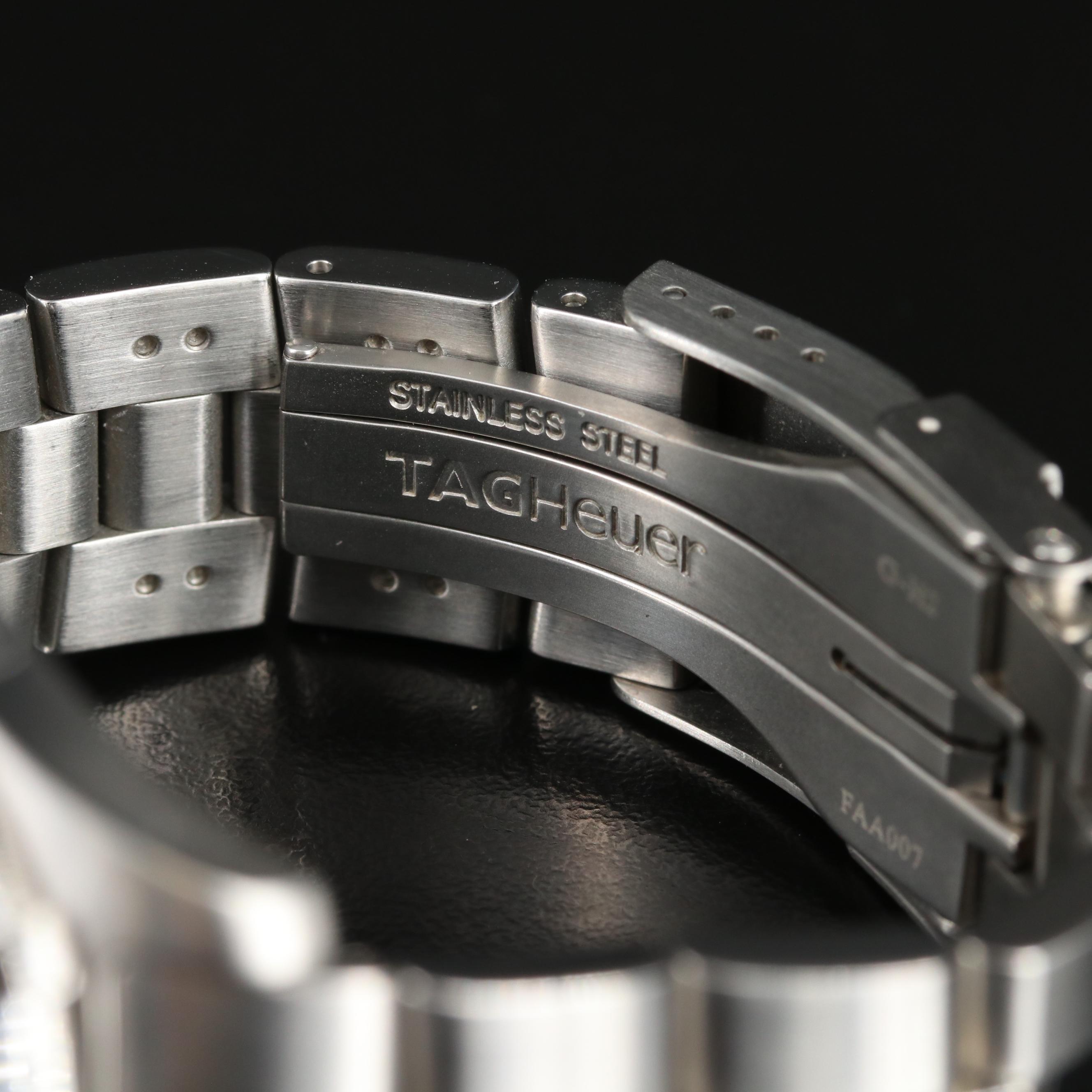 TAG Heuer 2000 Exclusive Automatic 200 Meters Watch