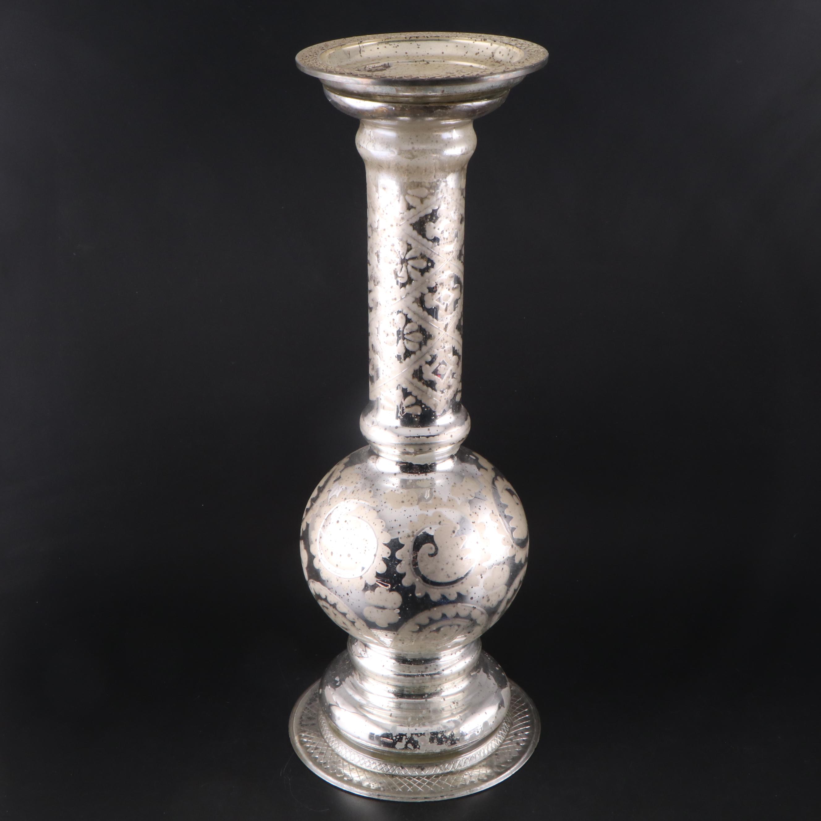 Filigree Motif Mirrored Candle Holders