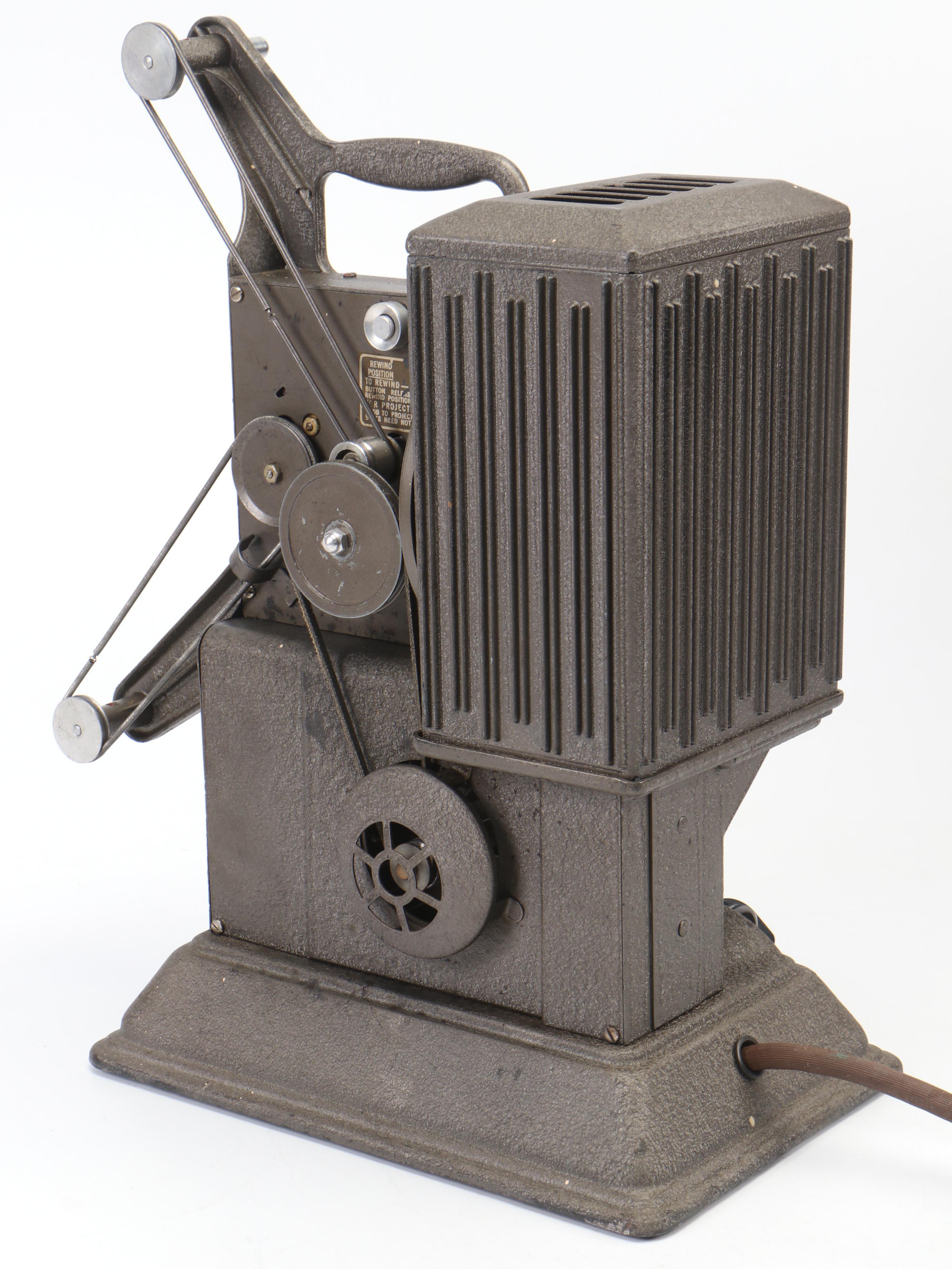 Keystone Model R-8 Reel to Reel 8mm Movie Projector, 1940s