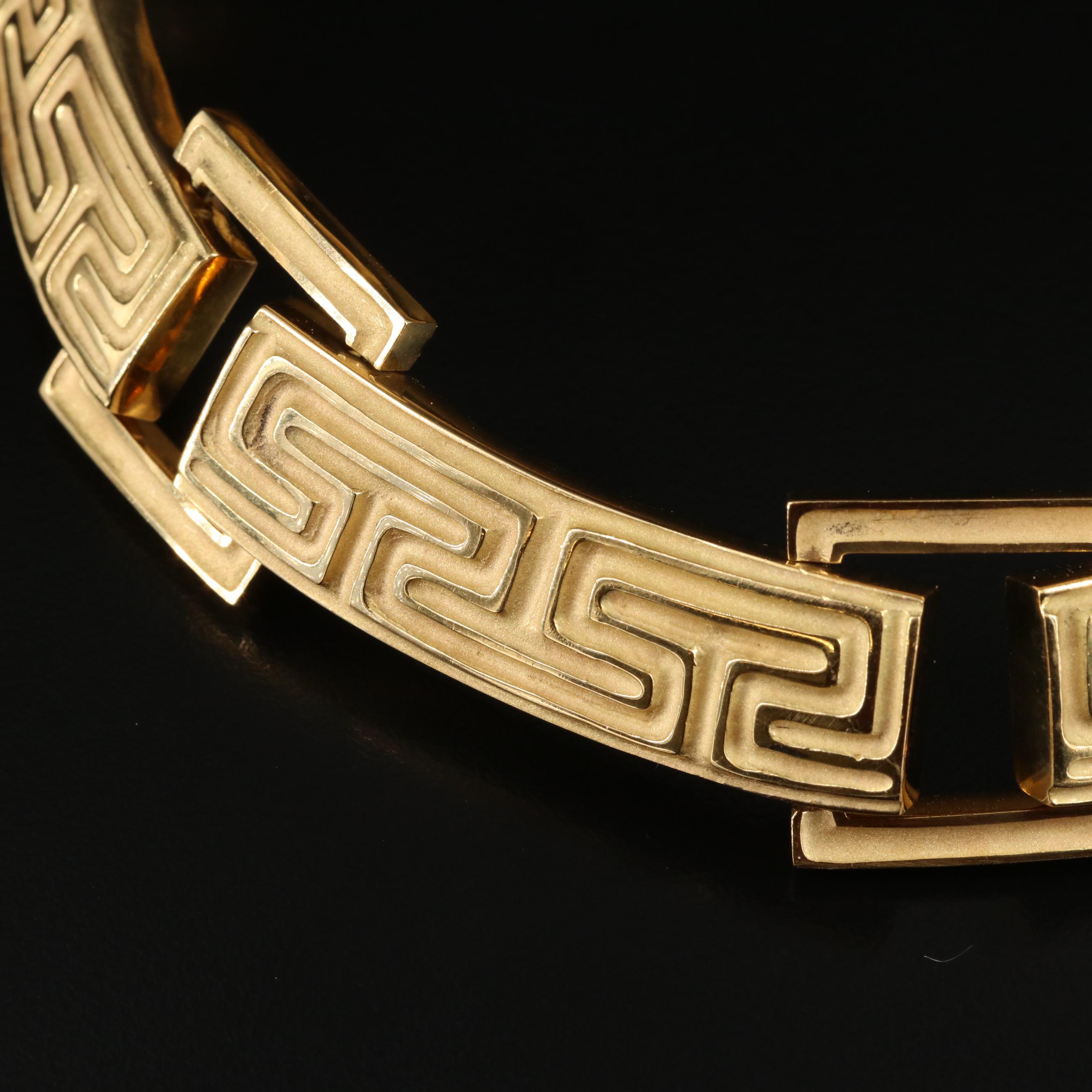 Robert Wander 18K Greek Key Link Collar