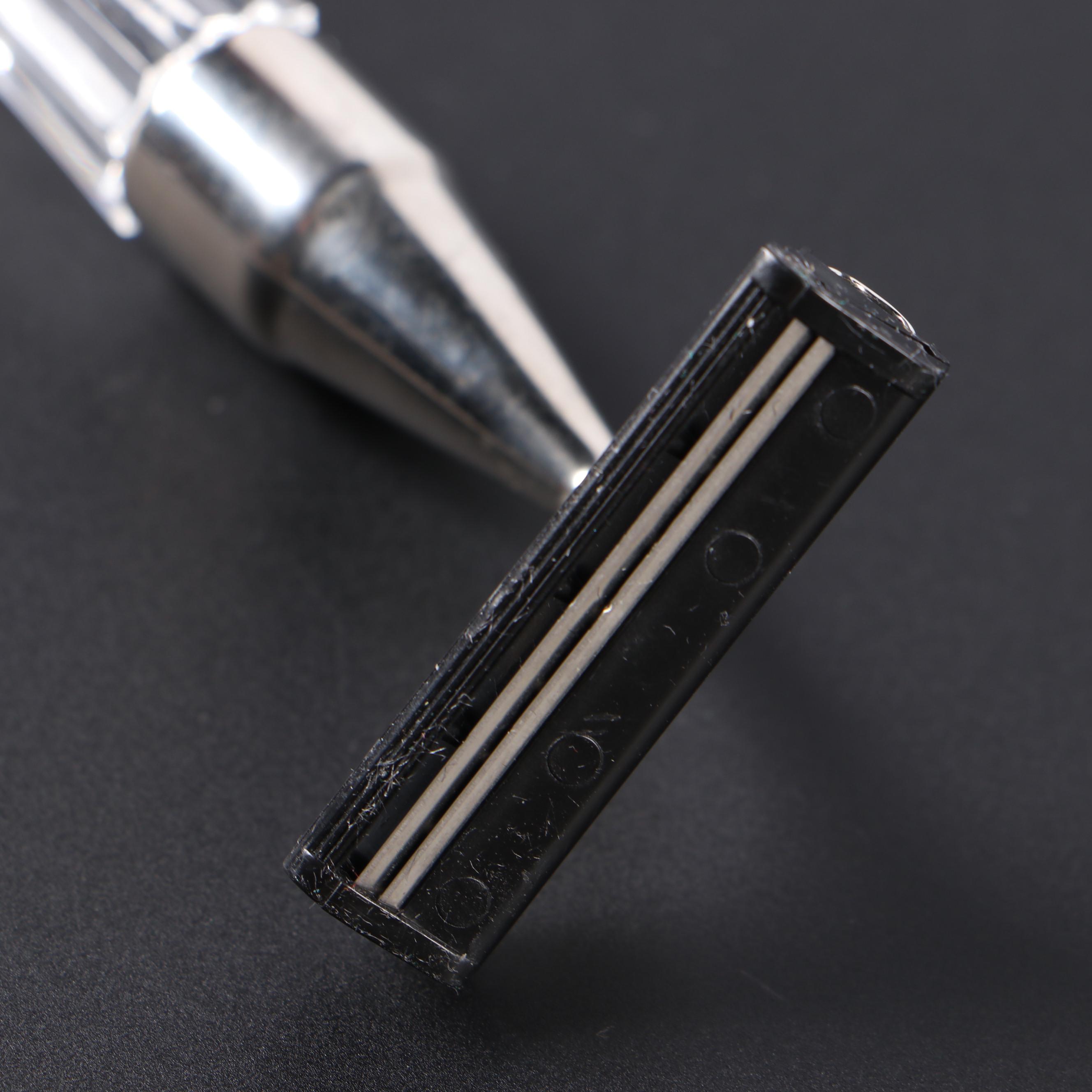 Waterford Crystal Stainless Steel Blade Razor with Crystal Handle