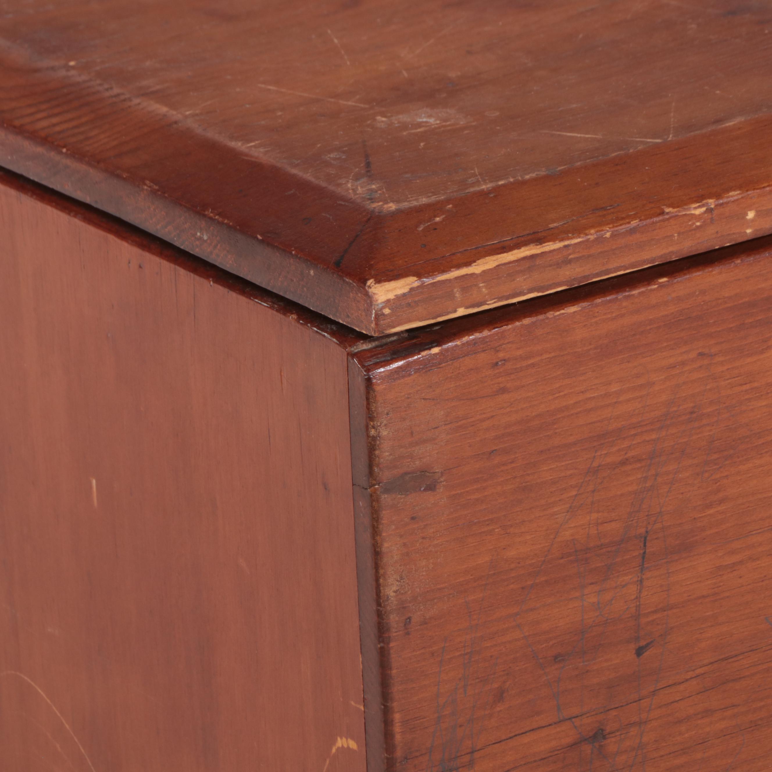 American Primitive Pine Blanket Chest, Early to Mid 19th Century