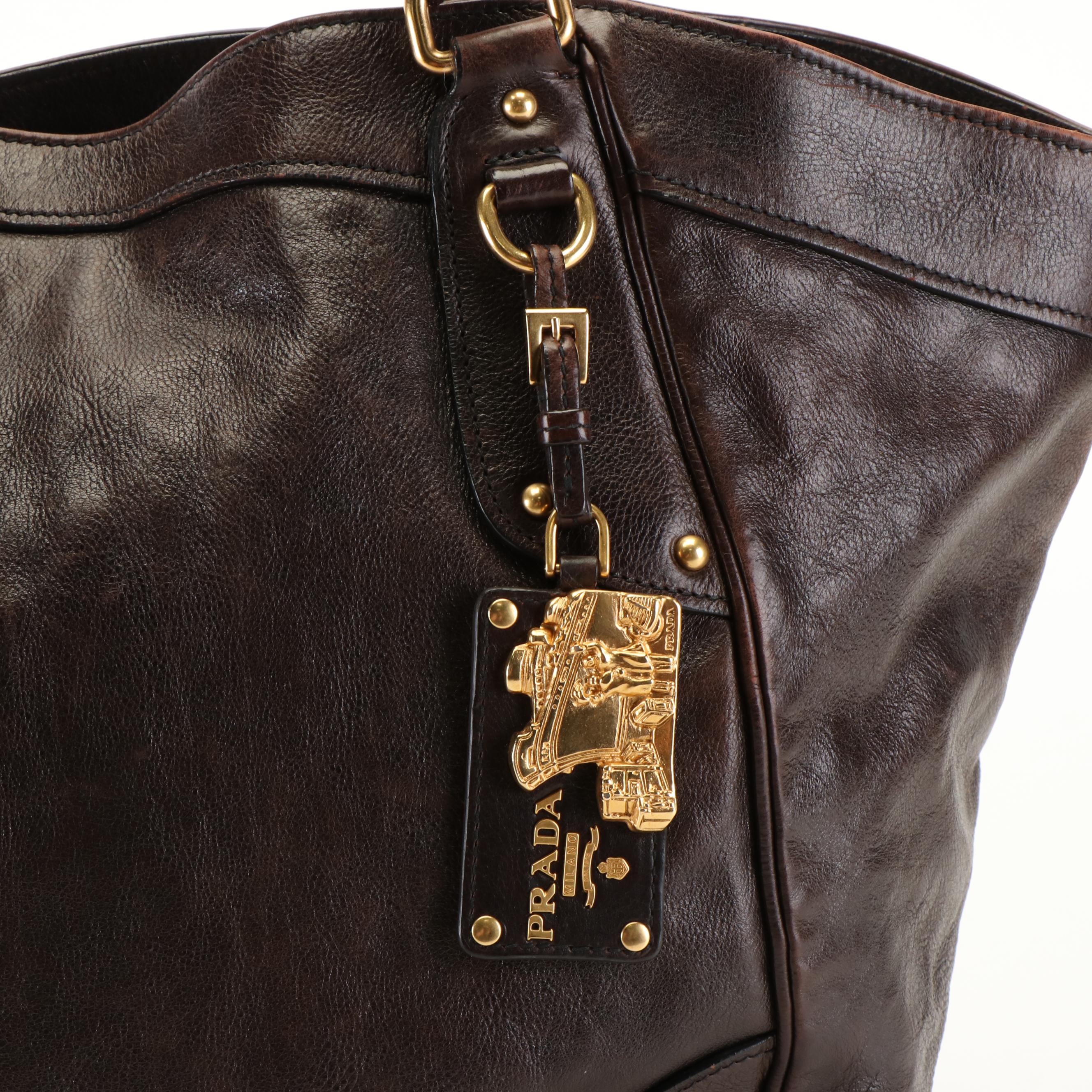 Prada Shoulder Bag in Brown Glacé Calf Leather