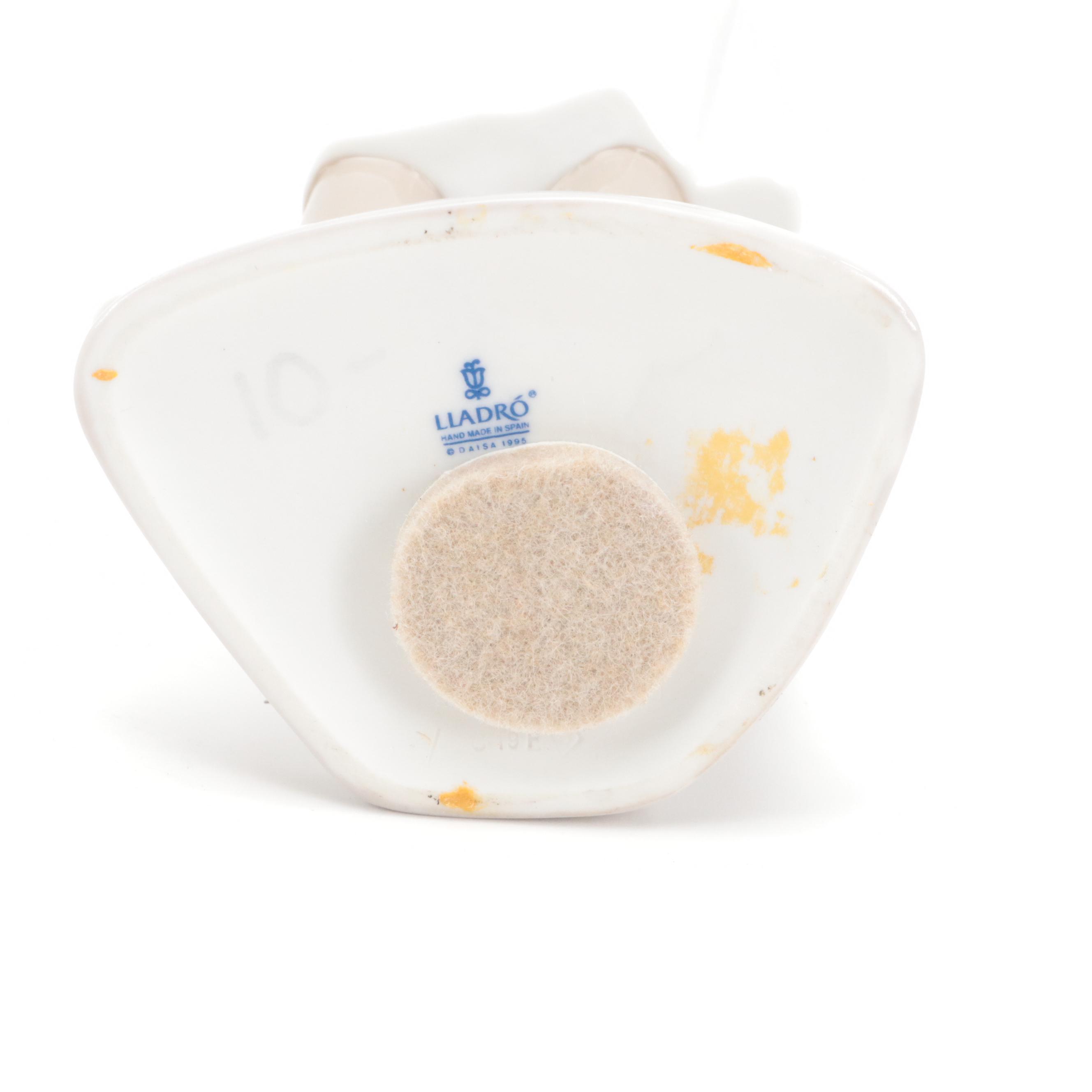 Lladró "Making Rounds" Porcelain Figurine Designed by Marco Antonio Noguerón