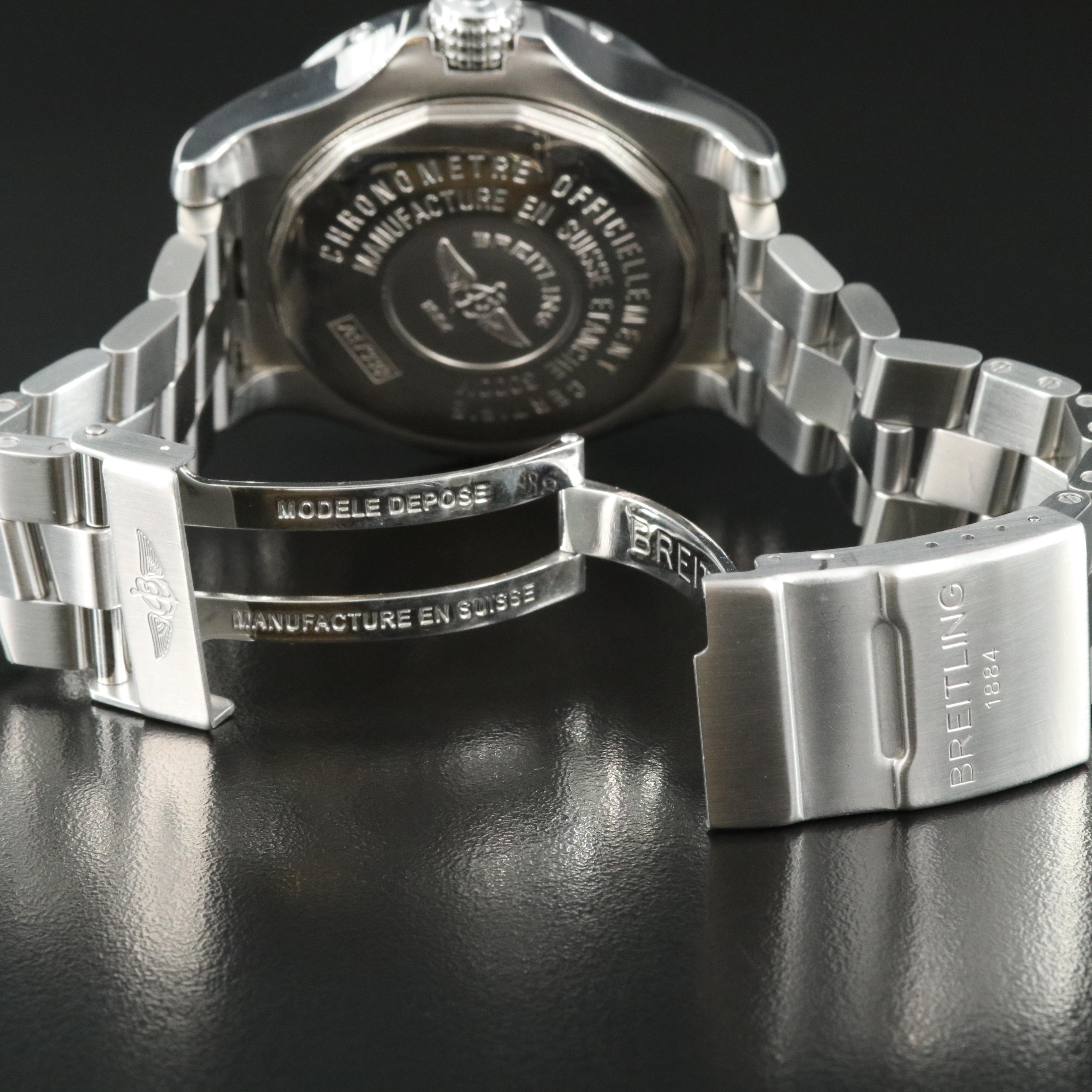 Breitling Avenger Seawolf Diver 3000 M Steel 45MM Automatic Watch