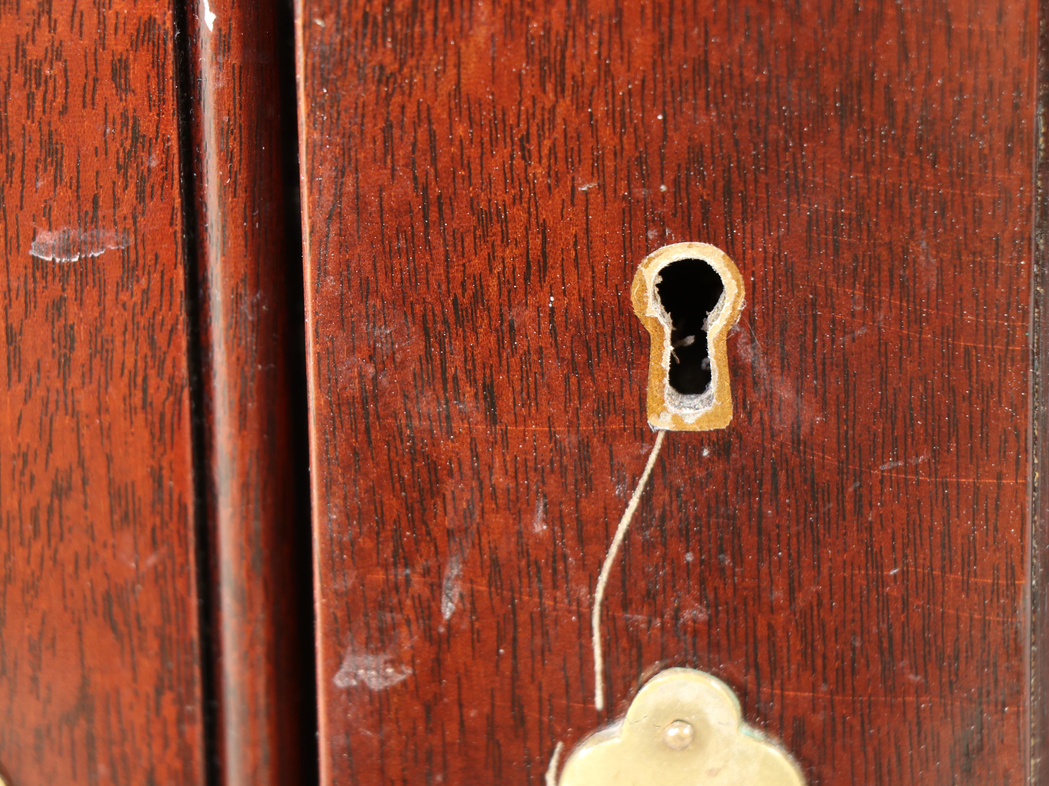 Stickley Chippendale Style Mahogany Wardrobe