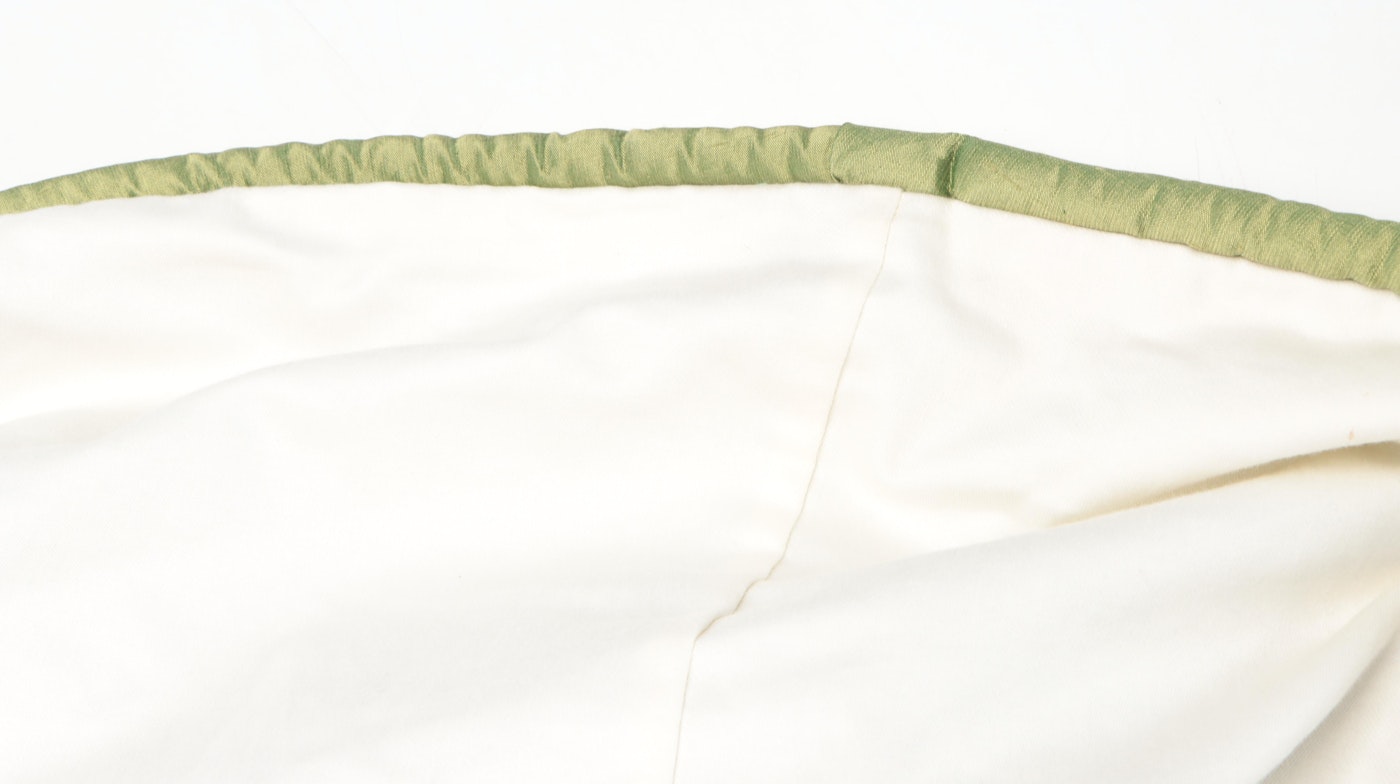 Holiday Textile Decor With Bullion-Thread Sash | EBTH