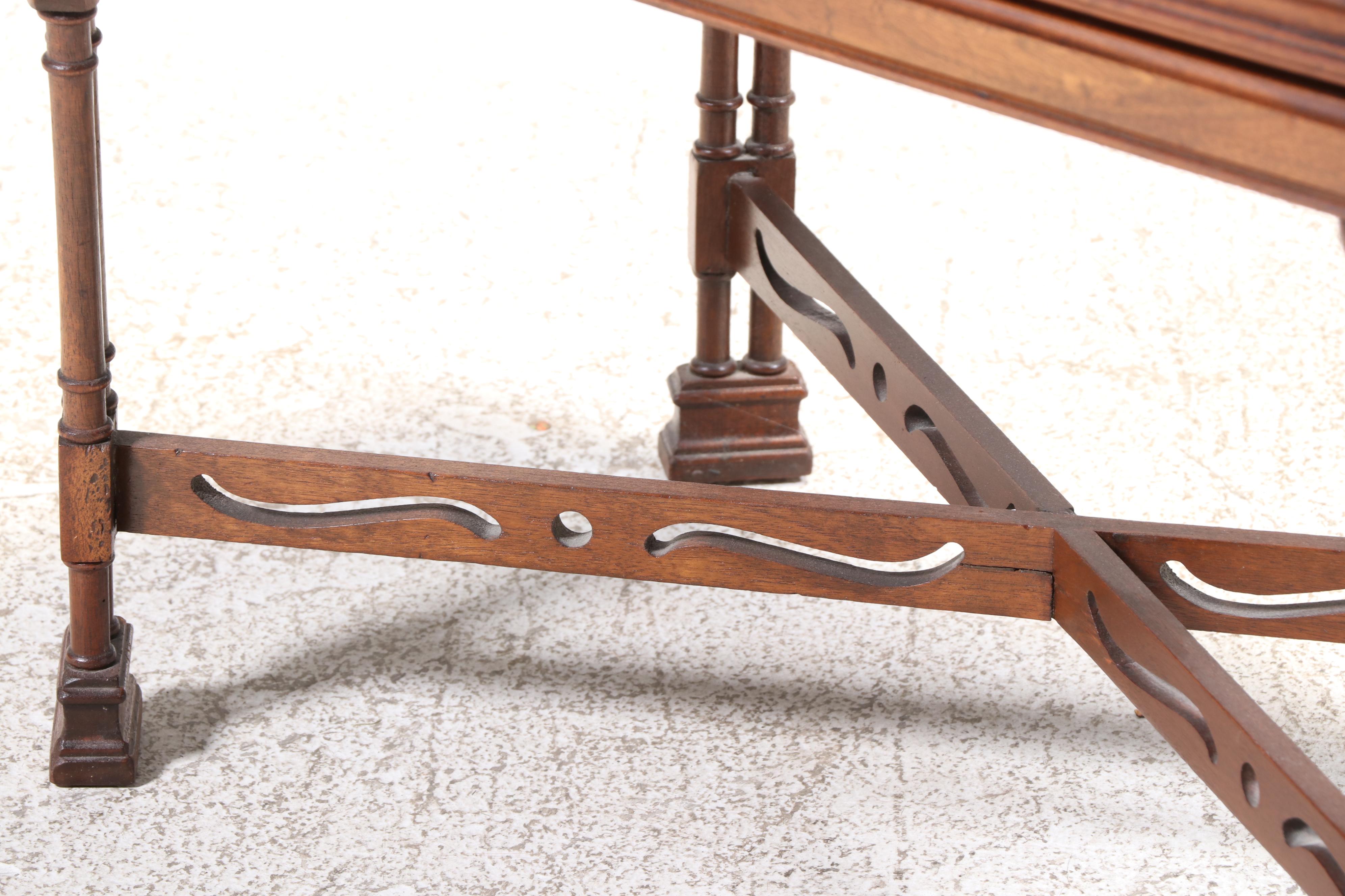 George III Style Mahogany and Glass Tray-Top Coffee Table, 20th Century