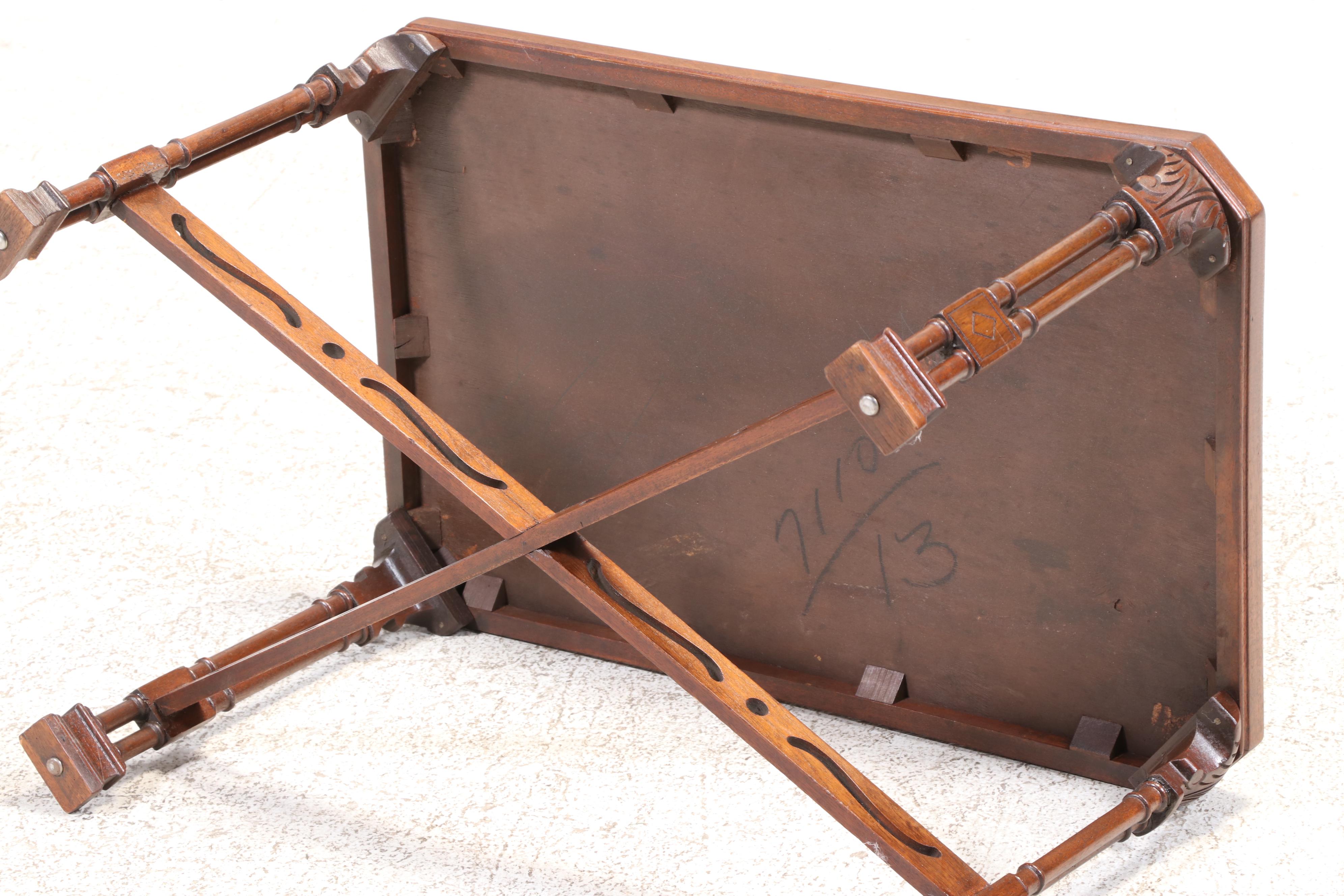 George III Style Mahogany and Glass Tray-Top Coffee Table, 20th Century