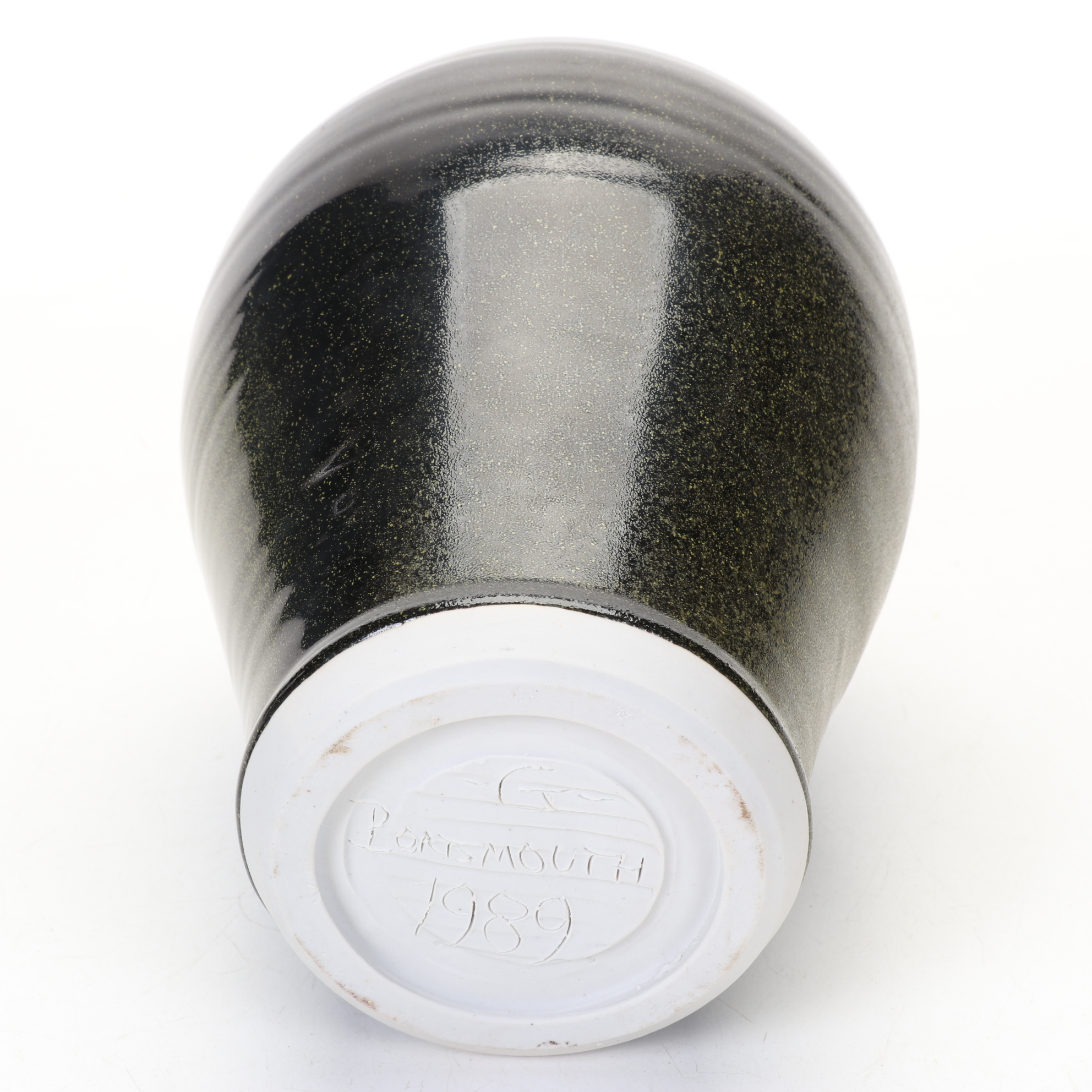 Phillip Gearheart Portsmouth Hand-Thrown Pottery Lidded Jar, 1989