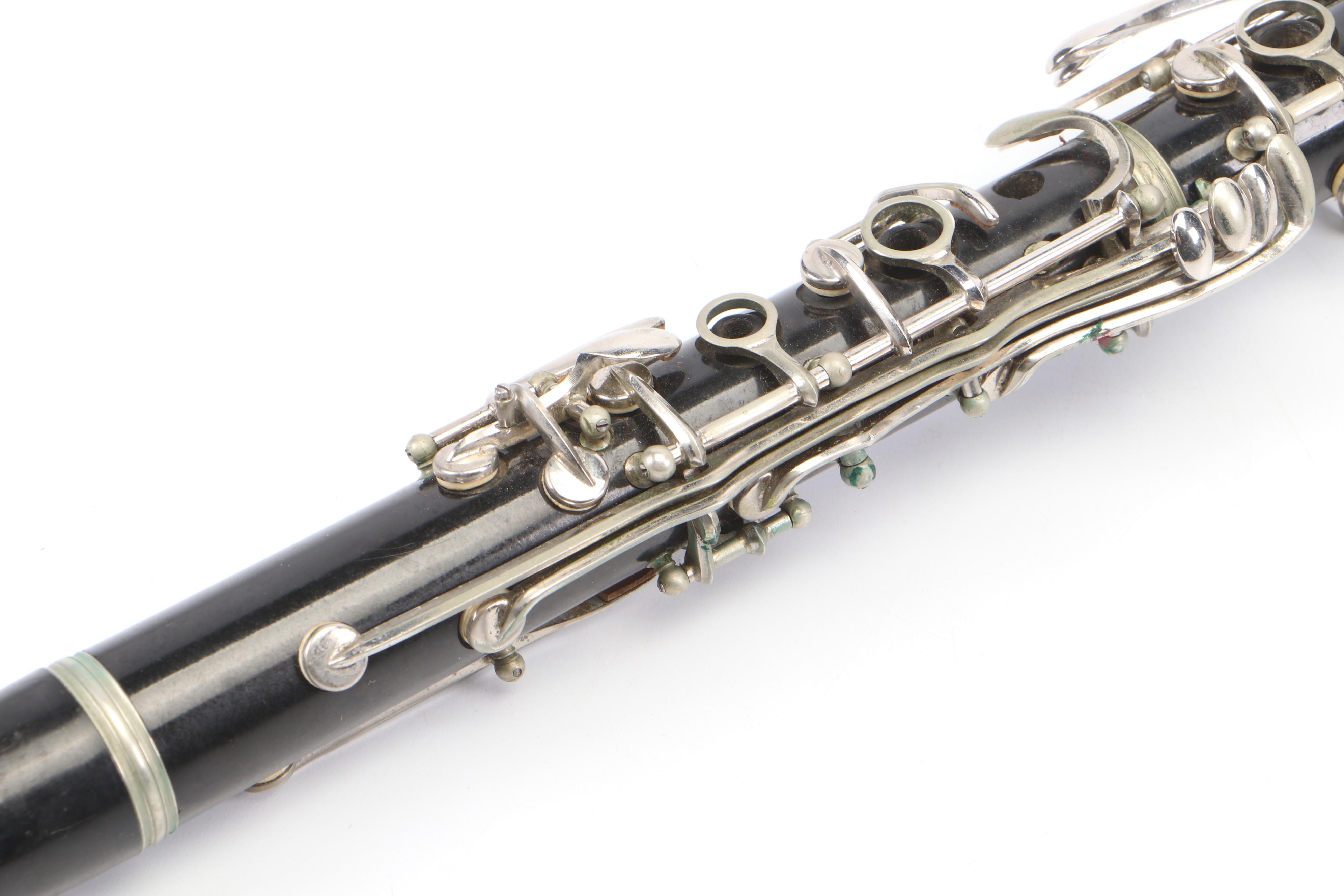 Selmer Bundy Resonite Plastic Clarinet and Faux Leather Case