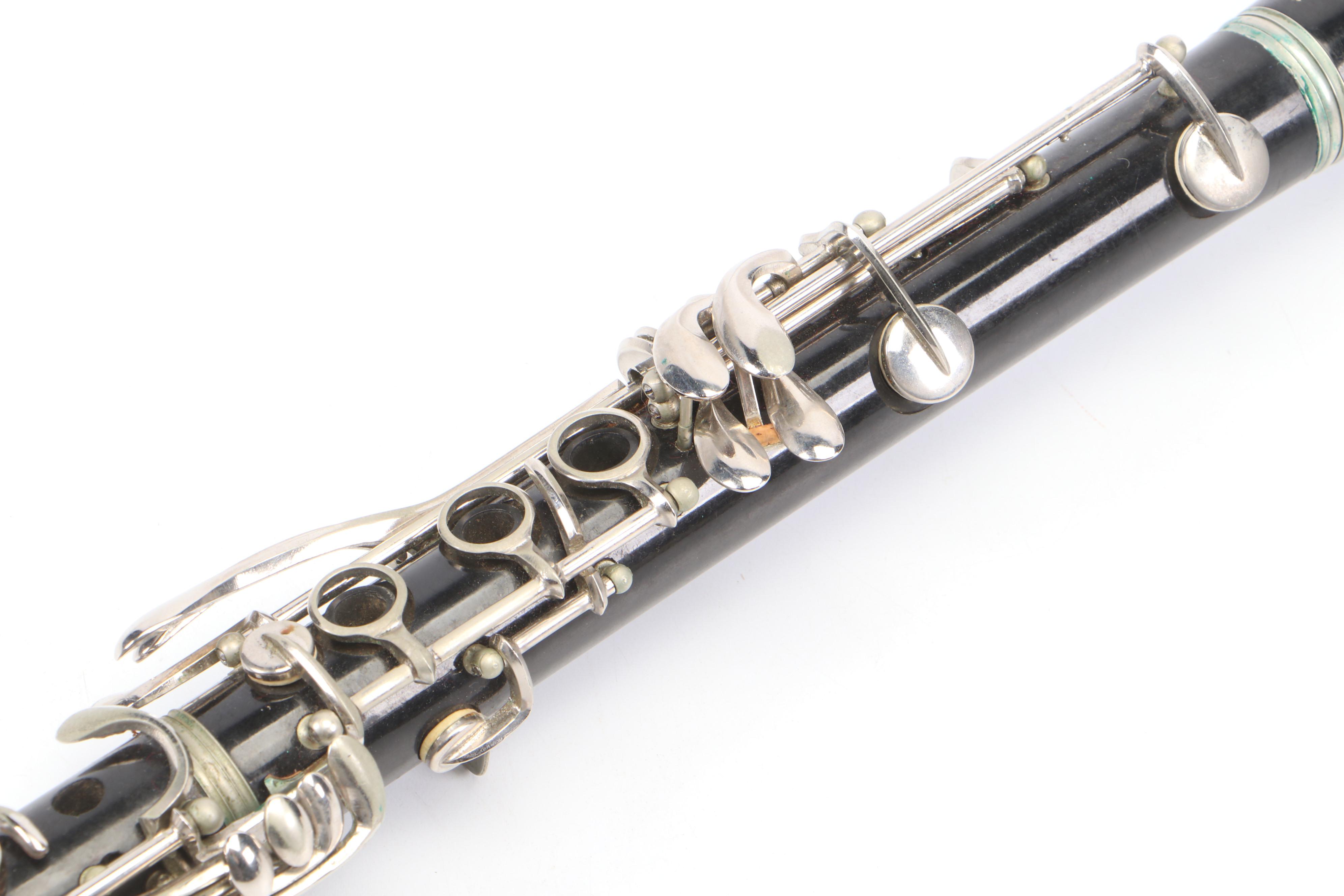 Selmer Bundy Resonite Plastic Clarinet and Faux Leather Case