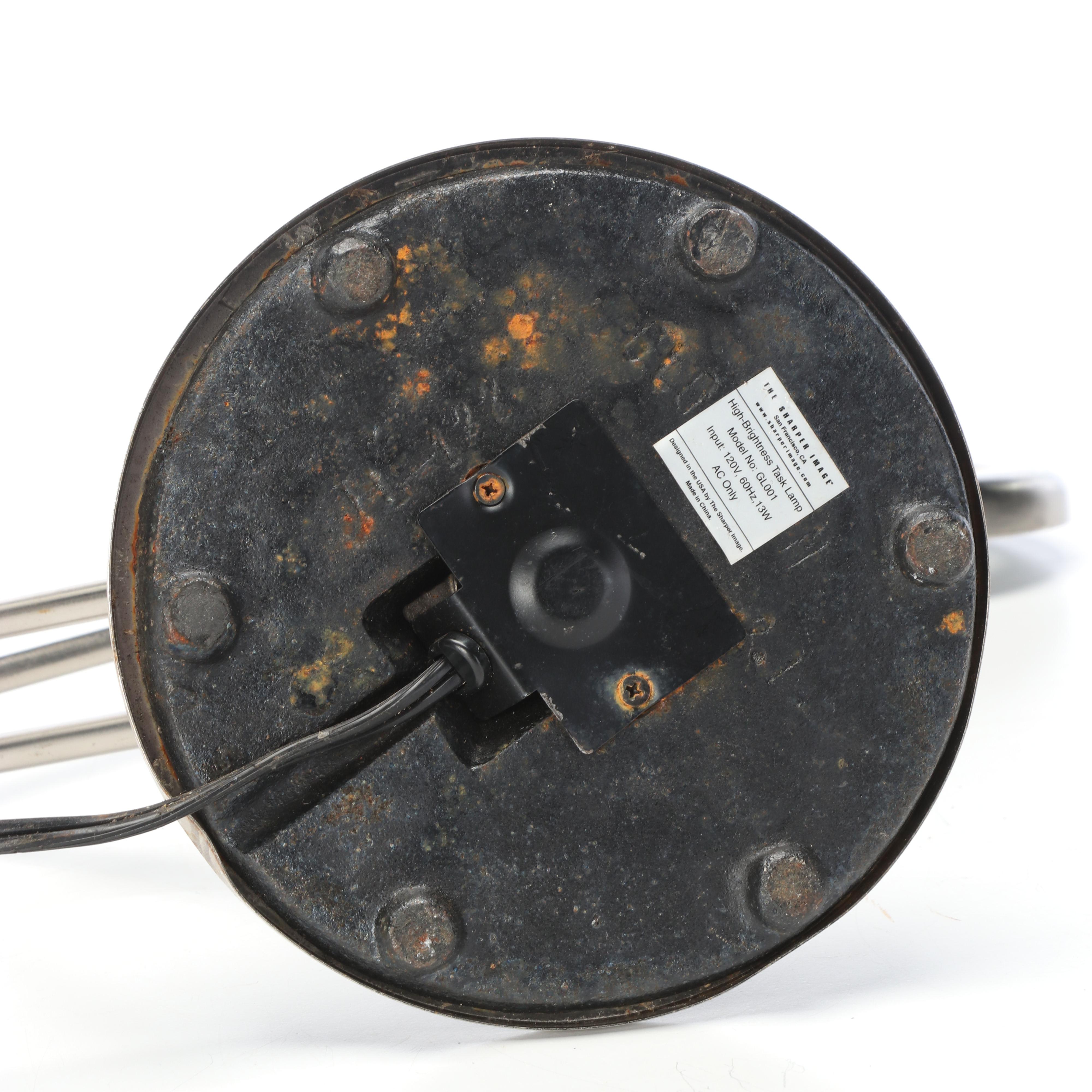 Sharper Image Metal Adjustable Magnifying Lamp