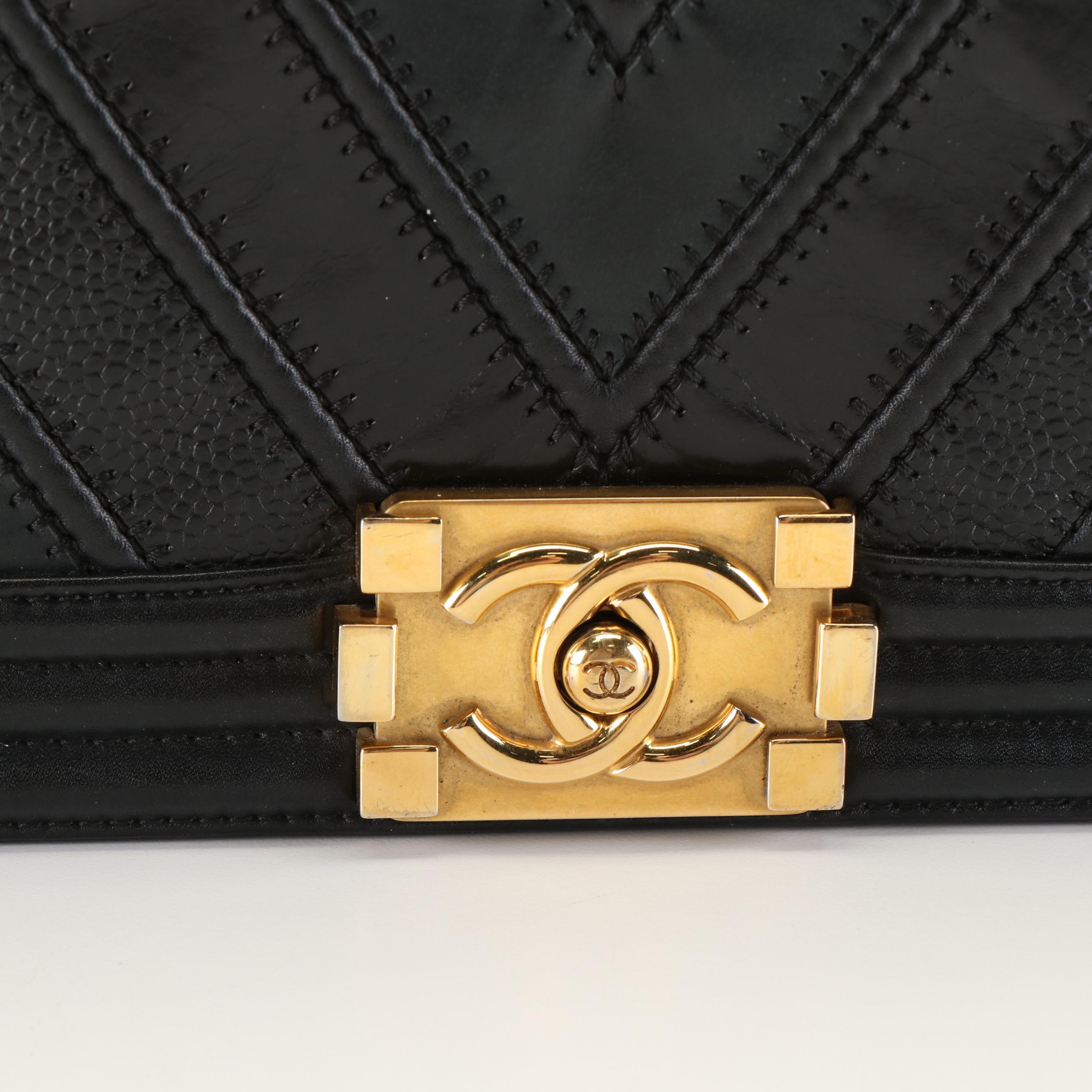 Chanel Boy Crossbody Bag in Black Chevron Leathers EBTH