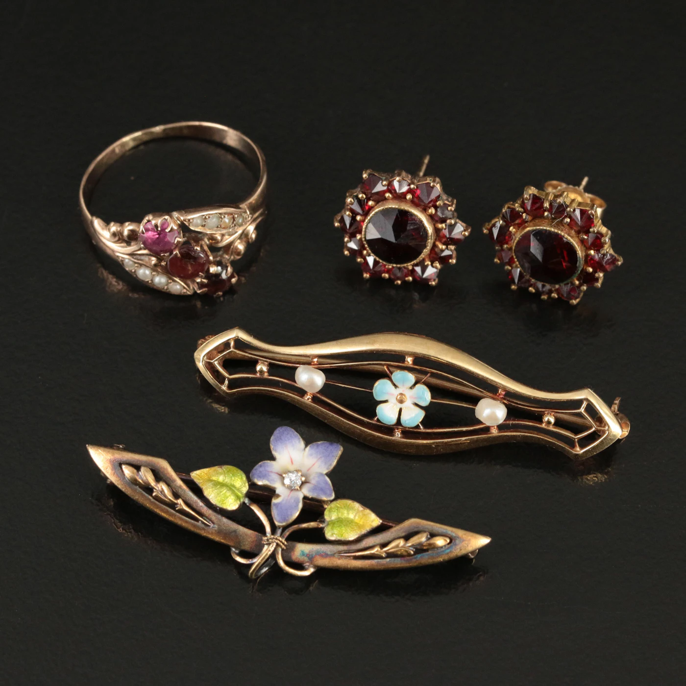 Broche – Taggué Vintage – Françoise Montague Broche – Taggué Vintage – Françoise Montague