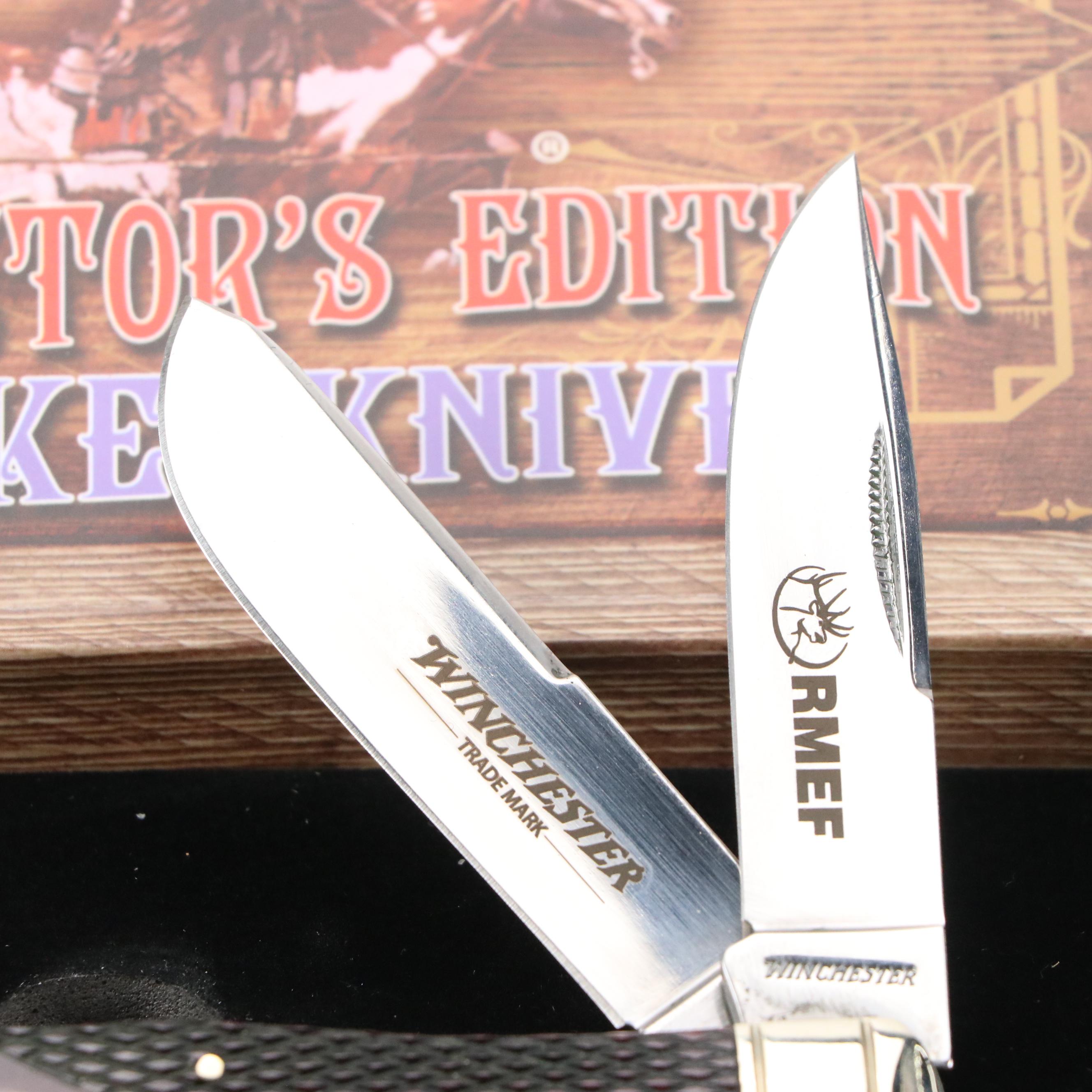 Winchester Collectors Folding Knife with 10th Anniversary Skinner in Display