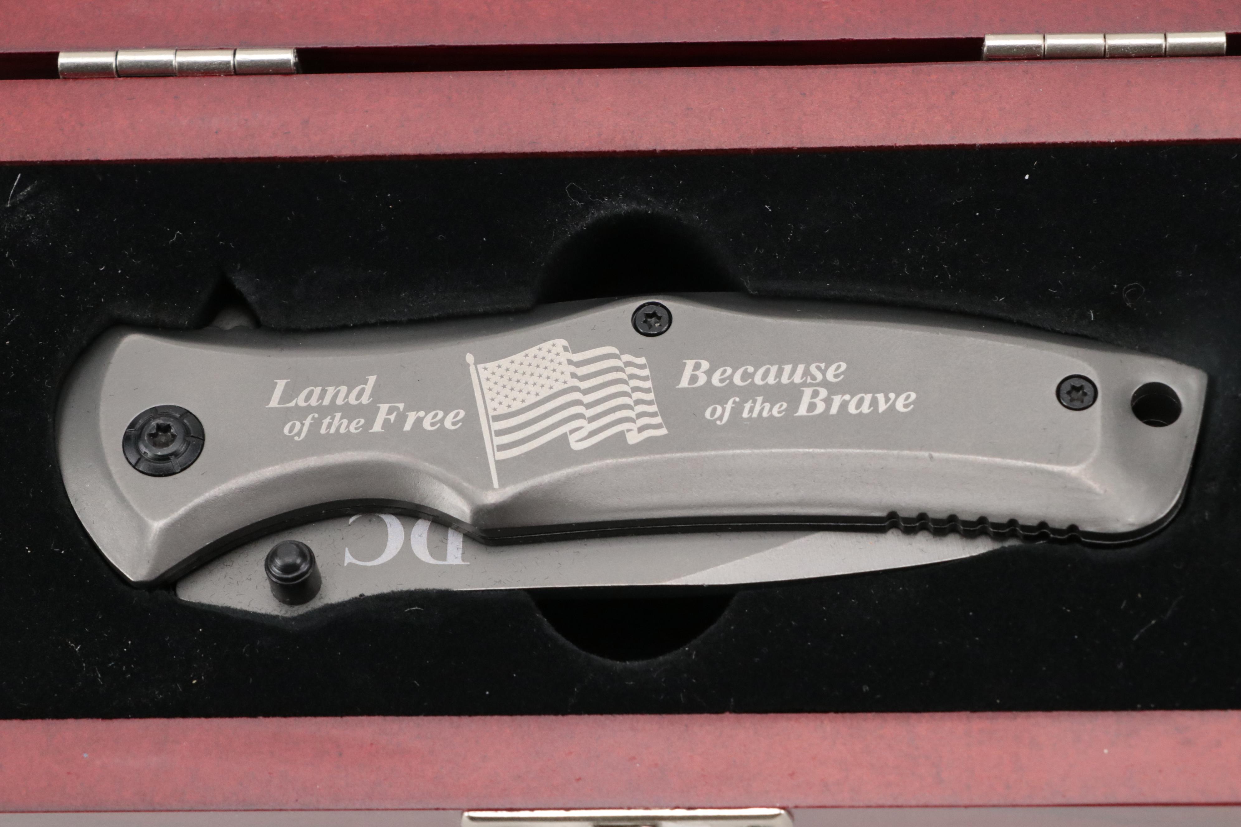 Danbury Mint Collectors Bowie Knife Pair in Display with Patriotic Folding Knife