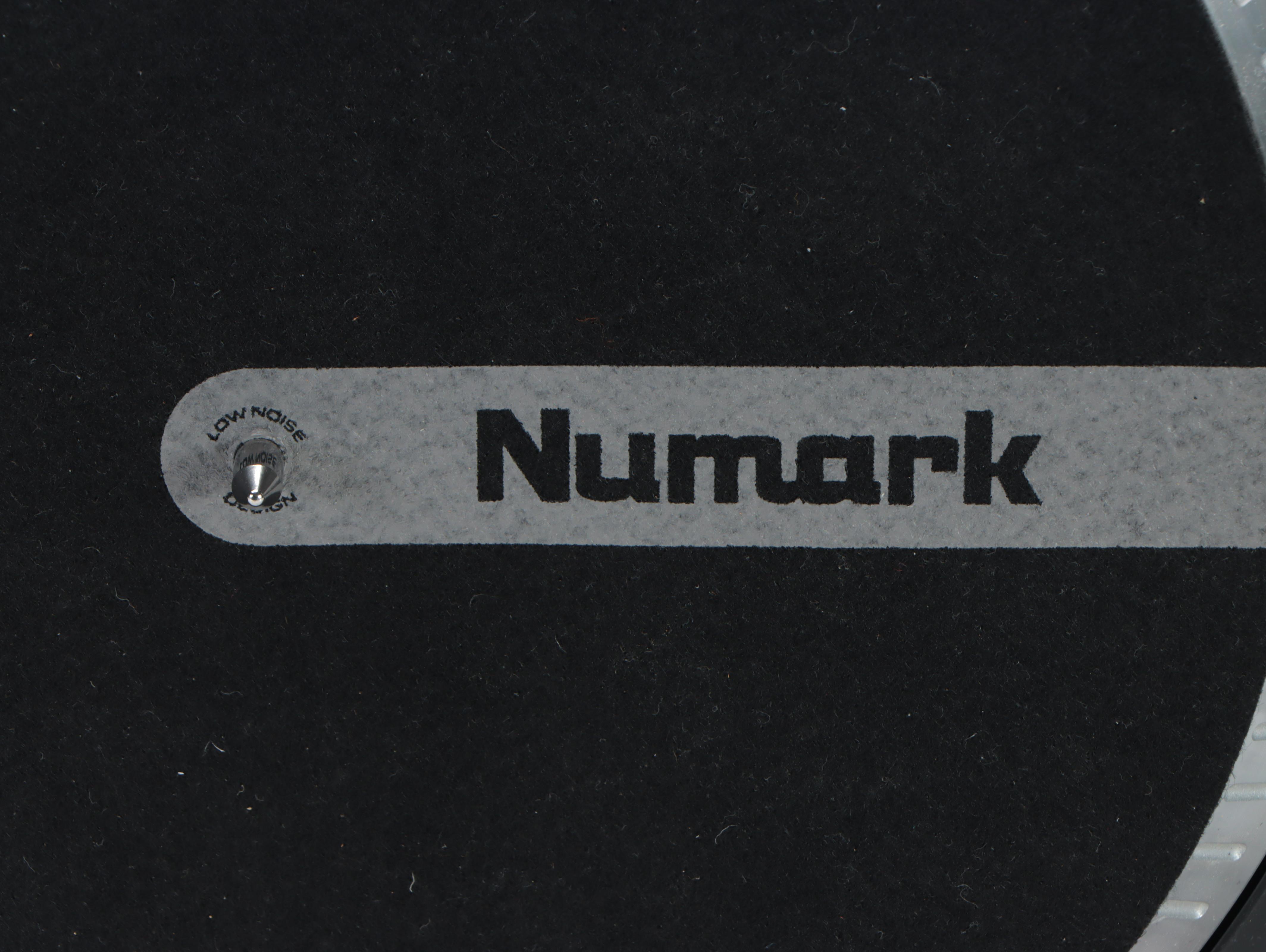 Numark TT1625 Direct-Drive Manual Turntables