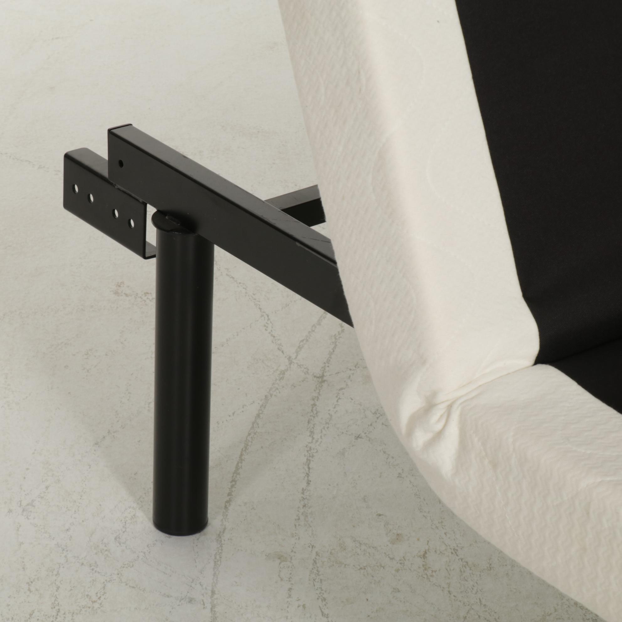 Rize Home Metal Twin Size Adjustable Mattress Base