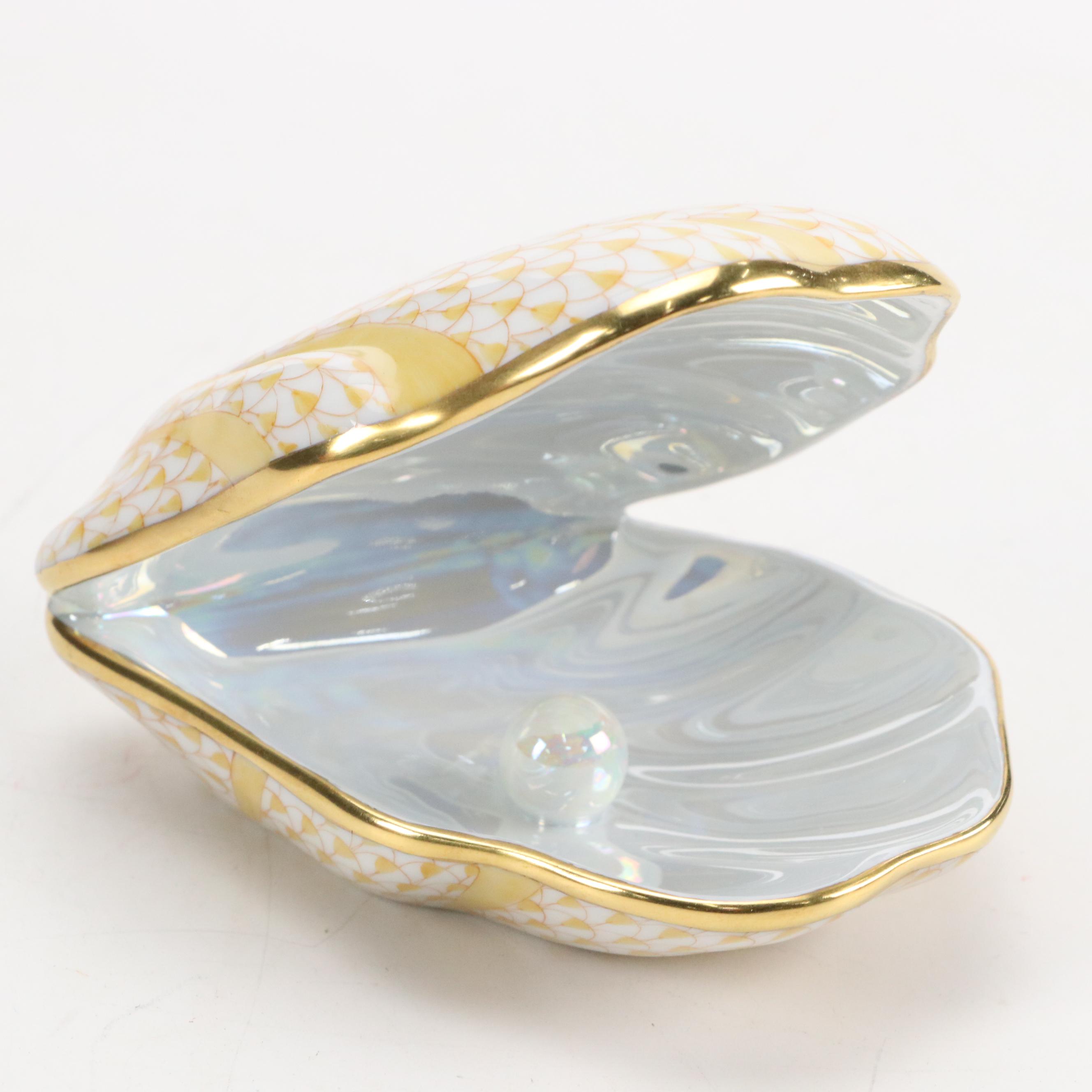 Herend Yellow Fishnet with Gold "Oyster with Pearl" Porcelain Figurine