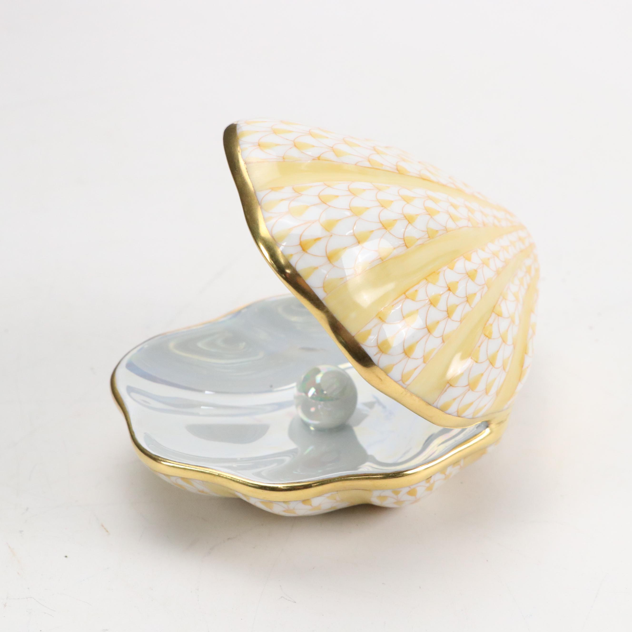 Herend Yellow Fishnet with Gold "Oyster with Pearl" Porcelain Figurine