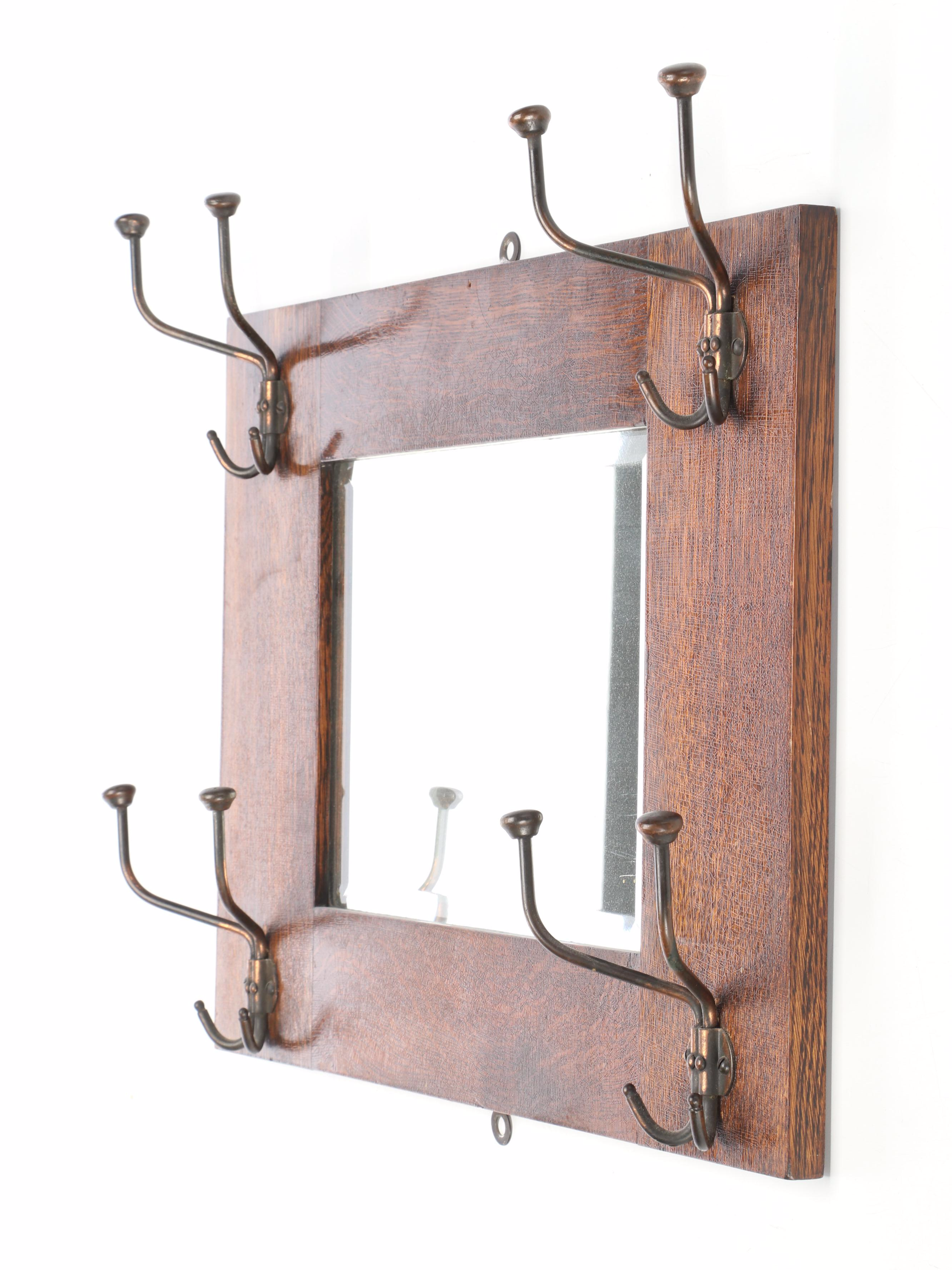Edwardian Quarter Swan Oak Wall Mounted Mirror Hat Rack, Early-20th Century