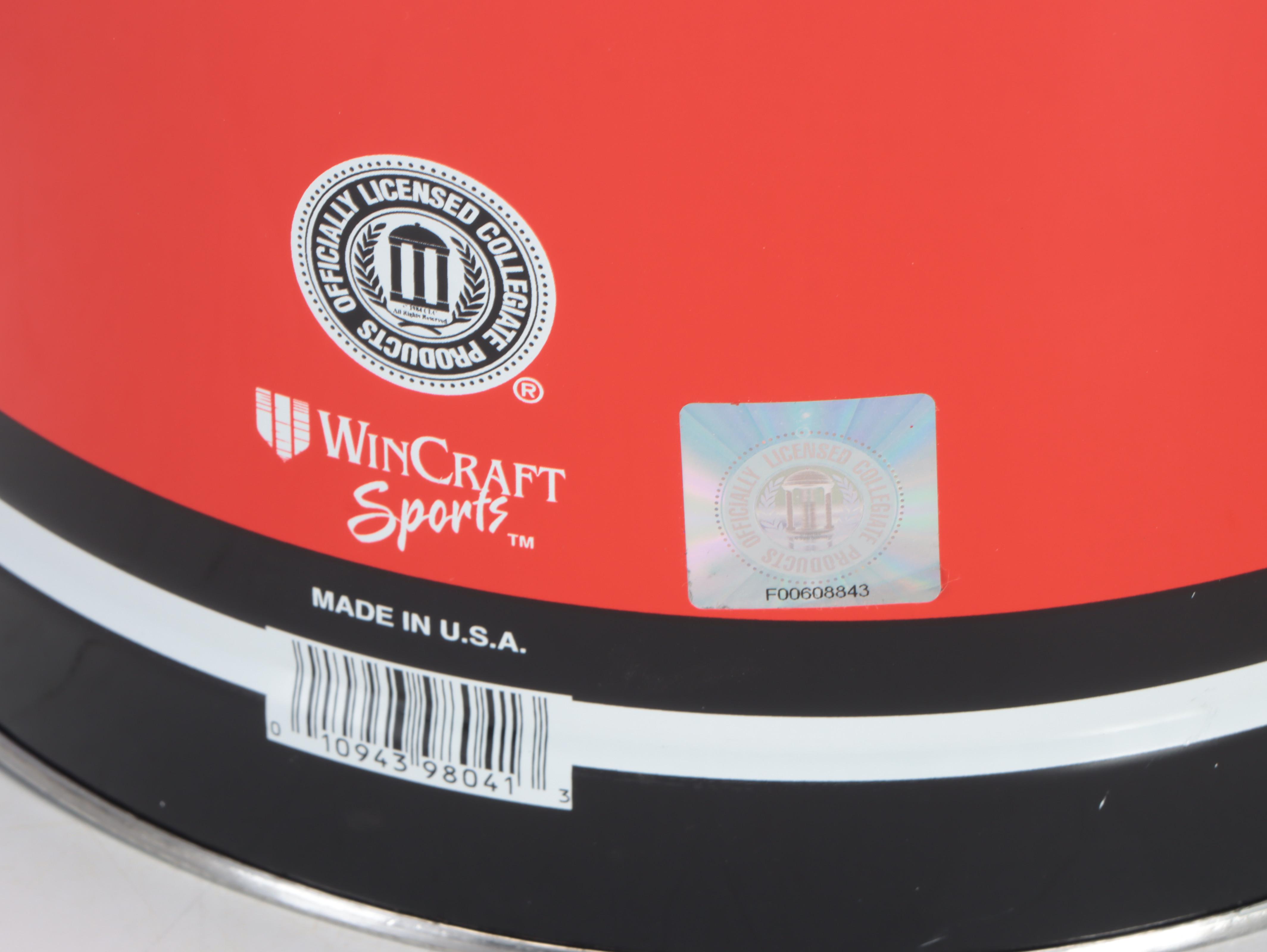 Philadelphia Eagles, Minnesota Vikings, and More SportsThemed Trash