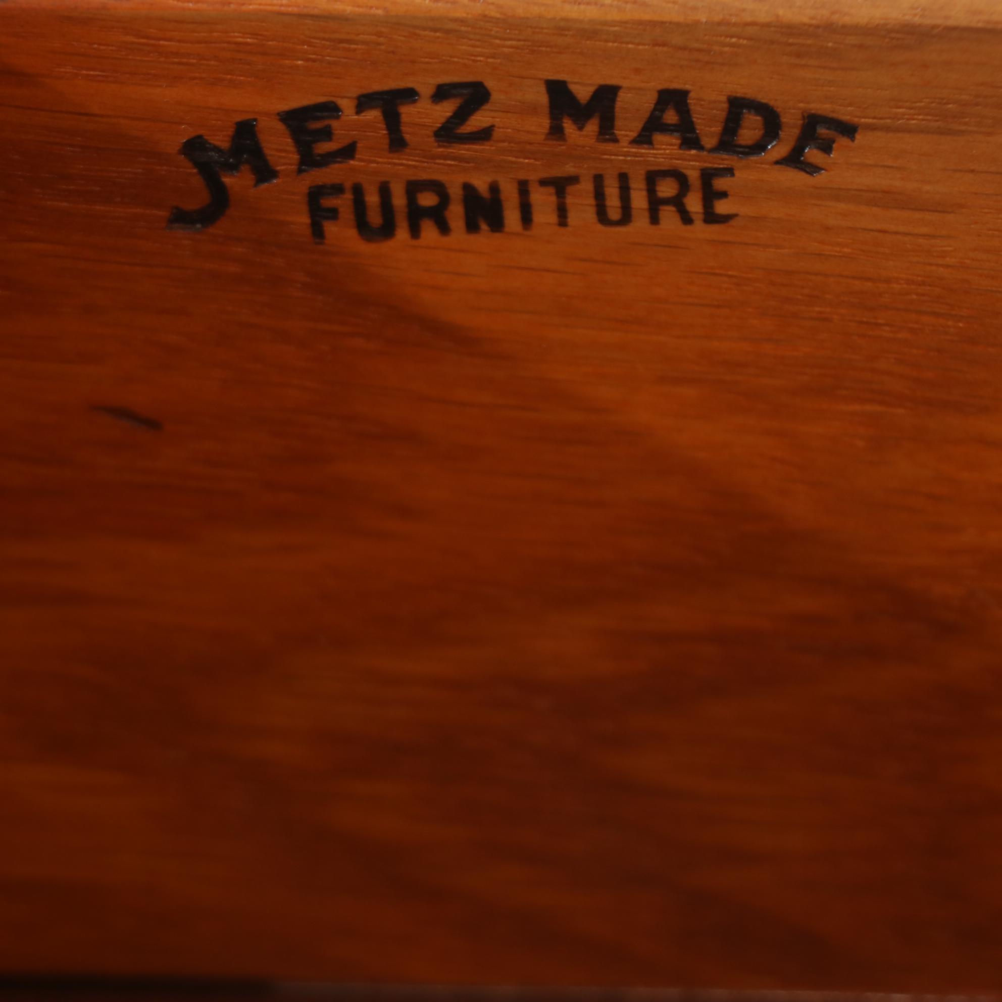 J.L. Metz Chippendale Style Mahogany China 1940s EBTH