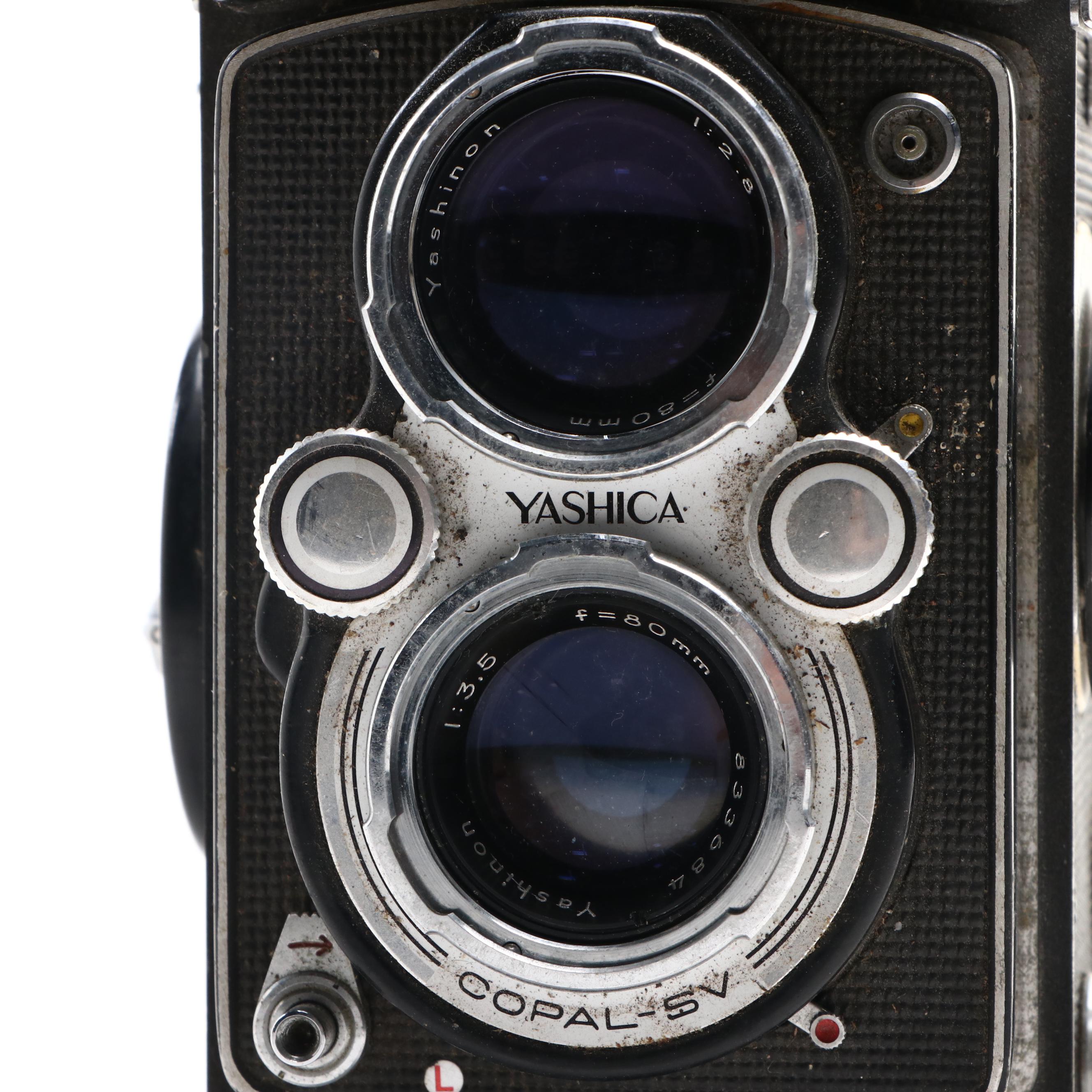 Yashica M-124 TLR Camera, Mid-20th Century