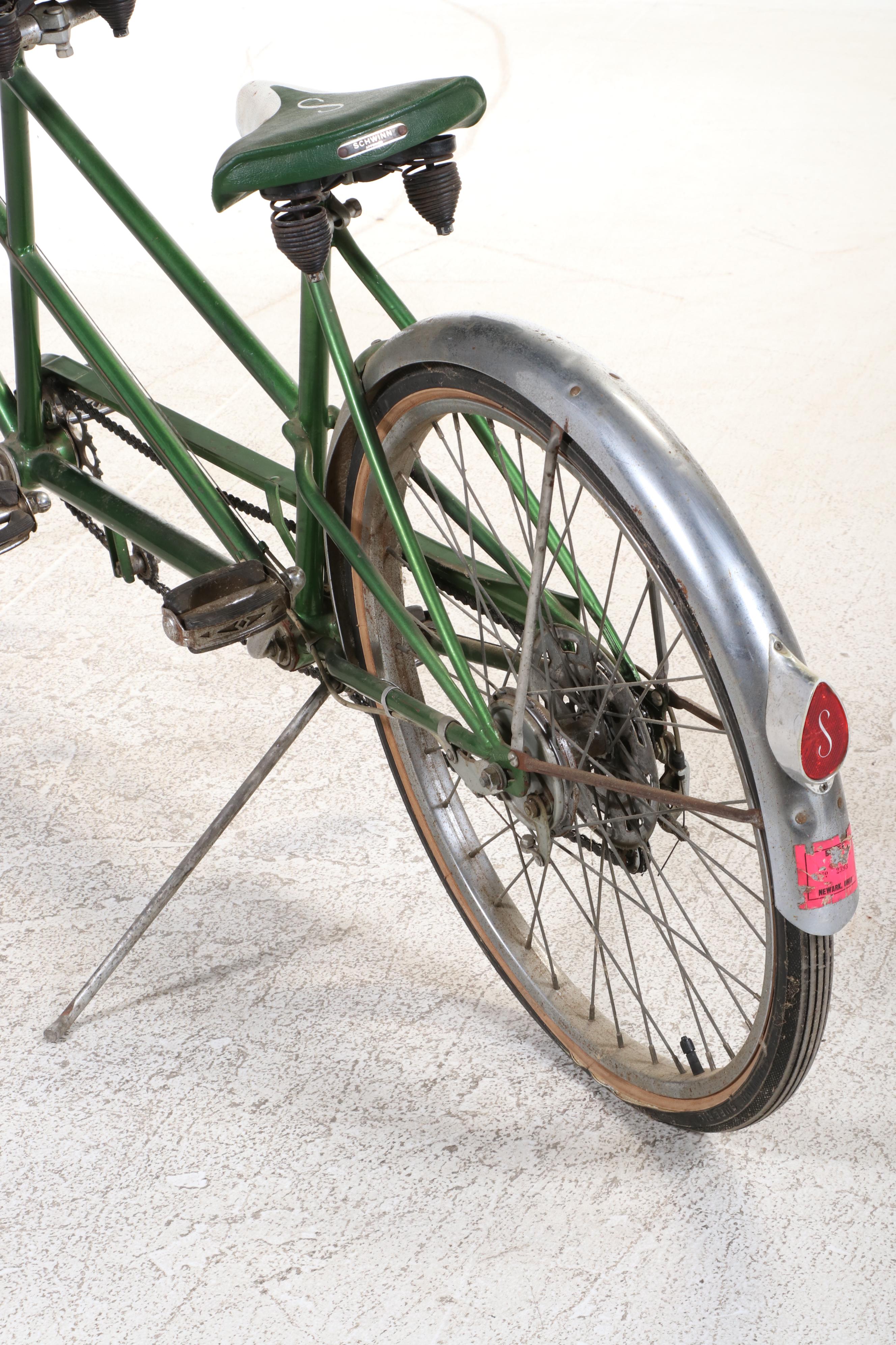 Schwinn "De Luxe Twinn" Tandem Cruiser Bike, Mid to Late 20th Century