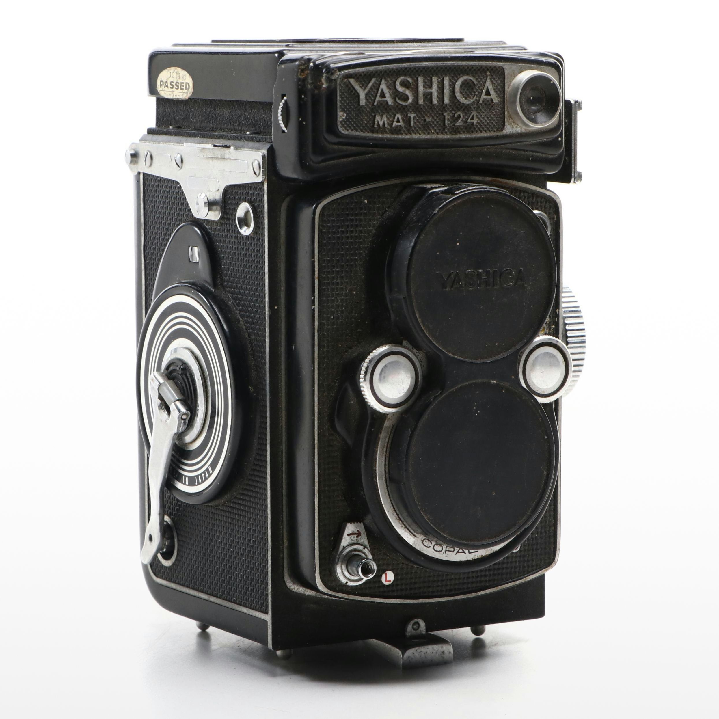 Yashica M-124 TLR Camera, Mid-20th Century